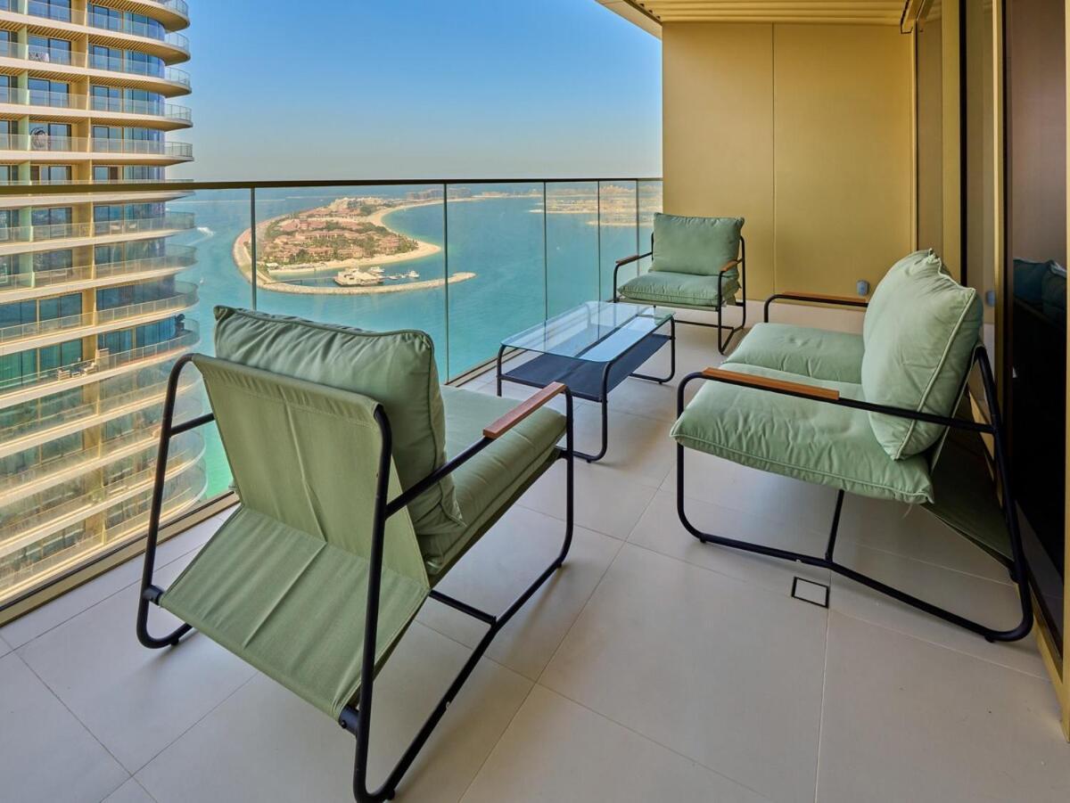 Utra Lux Large 1 Bedroom With Sunset Views And Private Beach Dubai