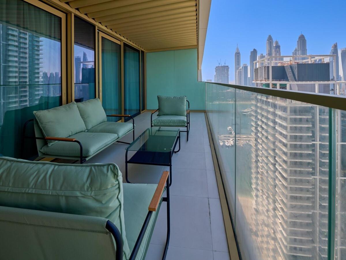 Utra Lux Large 1 Bedroom With Sunset Views And Private Beach Dubai