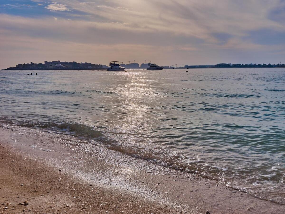 Utra Lux Large 1 Bedroom With Sunset Views And Private Beach Apartment *
