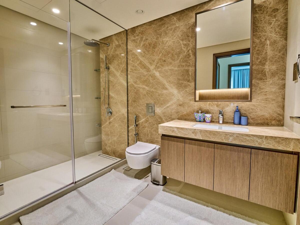 Apartment Utra Lux Large 1 Bedroom With Sunset Views And Private Beach *