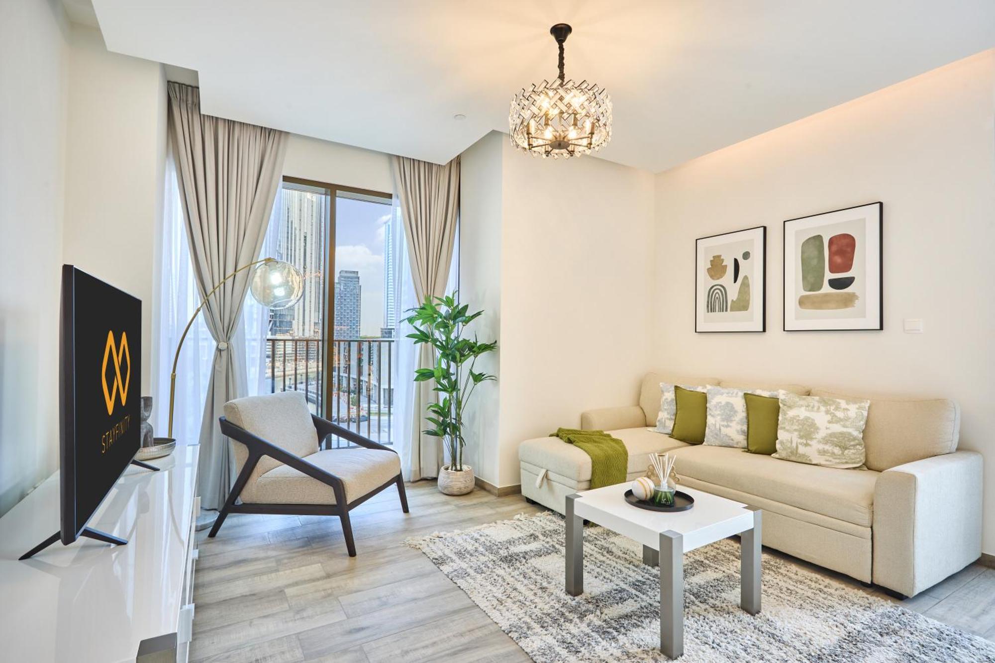 Apartment Bright And Modern In Business Bay With Two Balconies, Pool, Gym, Free Parking And Self Check In, Sleeps Up To Four, By Stayfinity Dubai