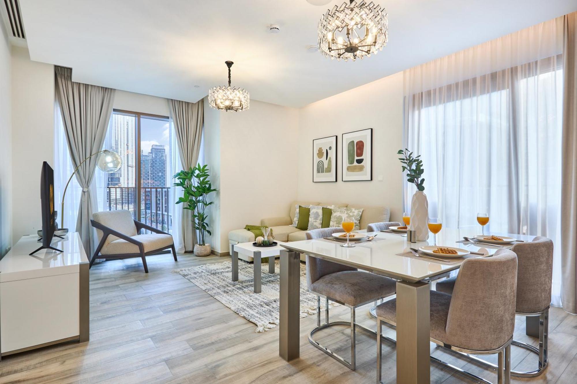 Bright And Modern In Business Bay With Two Balconies, Pool, Gym, Free Parking And Self Check In, Sleeps Up To Four, By Stayfinity Apartment Dubai