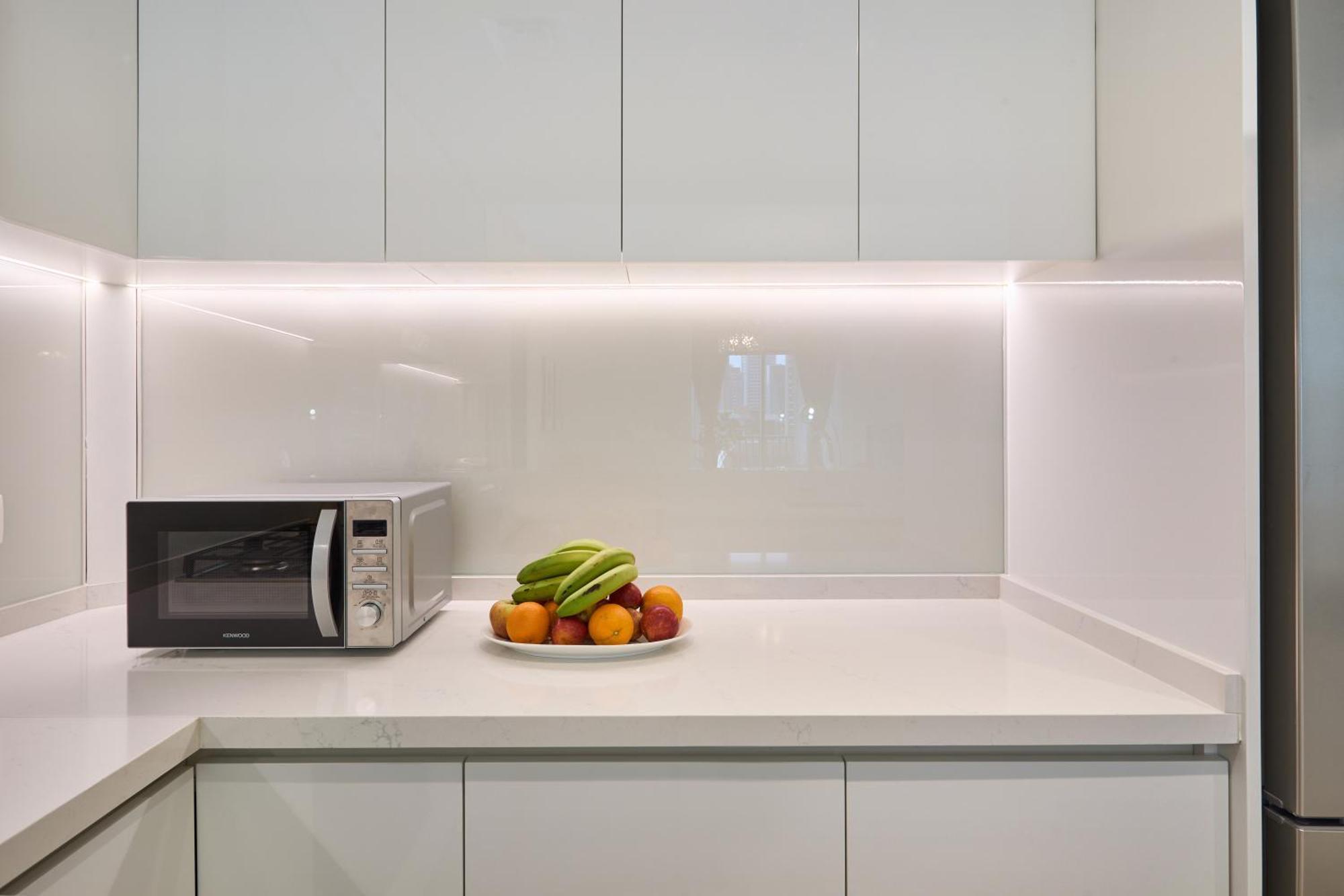 Bright And Modern In Business Bay With Two Balconies, Pool, Gym, Free Parking And Self Check In, Sleeps Up To Four, By Stayfinity Apartment