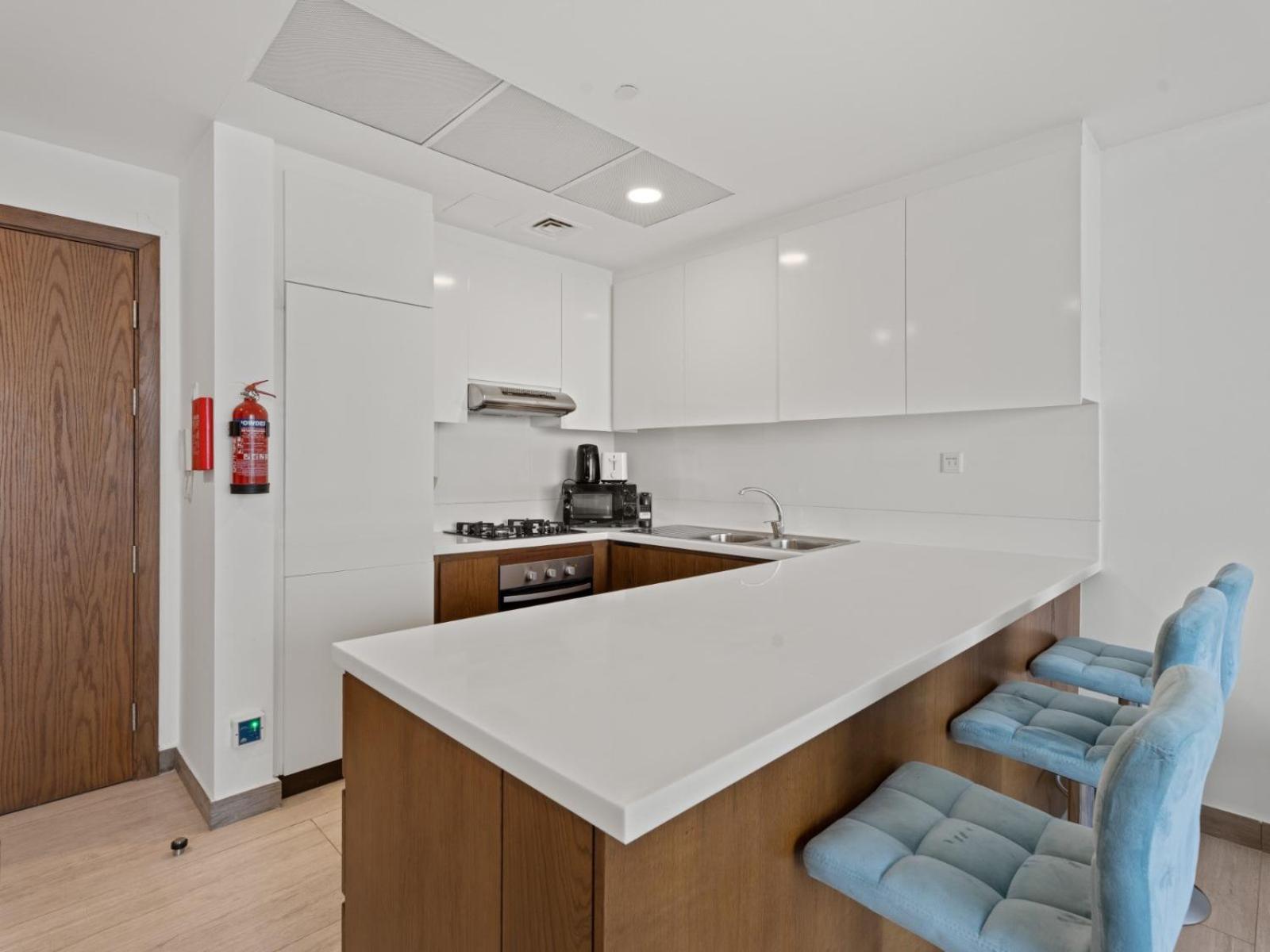 Spacious And Cozy 1bdr In Hameni Apartment *