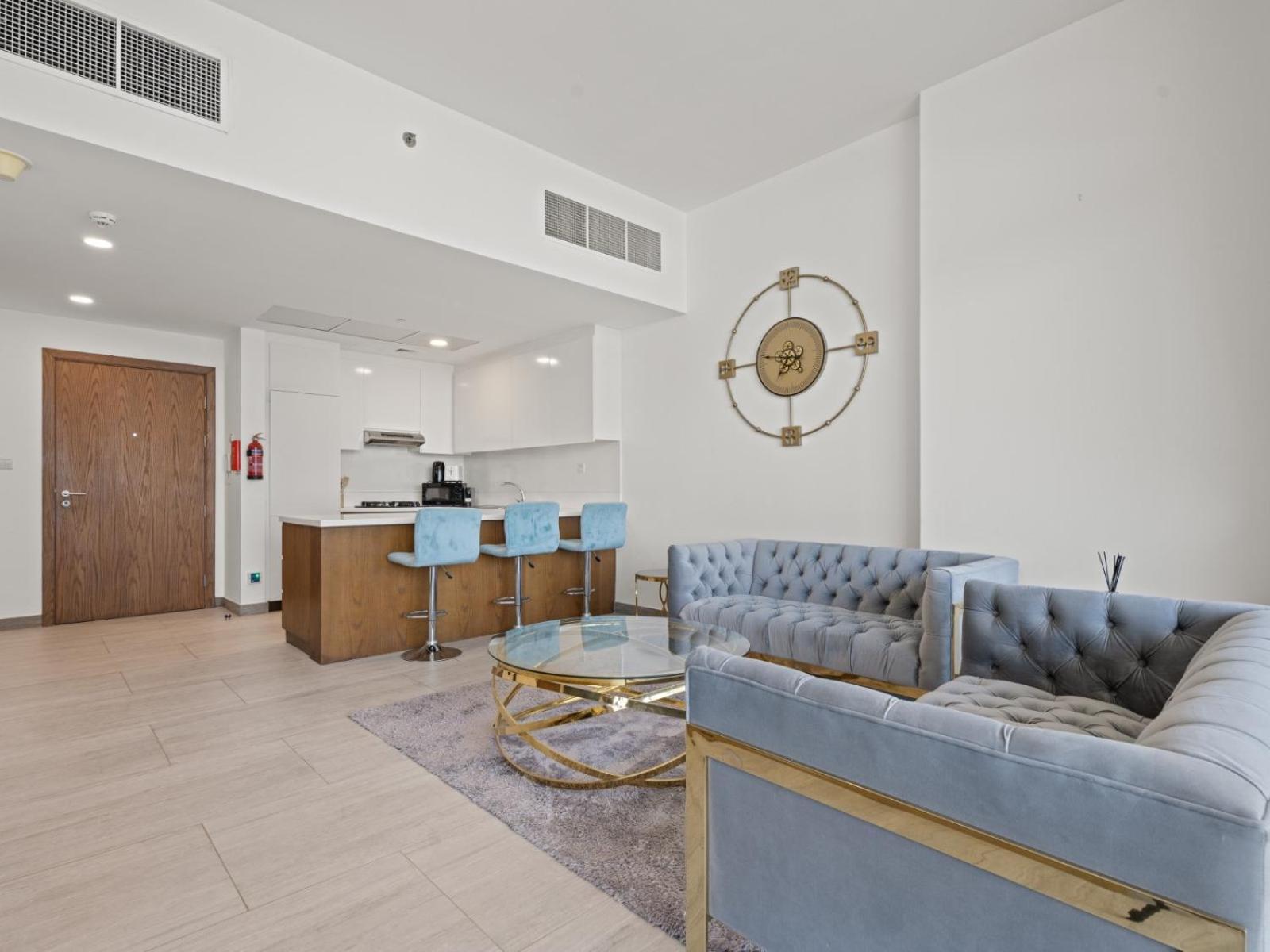 Spacious And Cozy 1bdr In Hameni Dubai