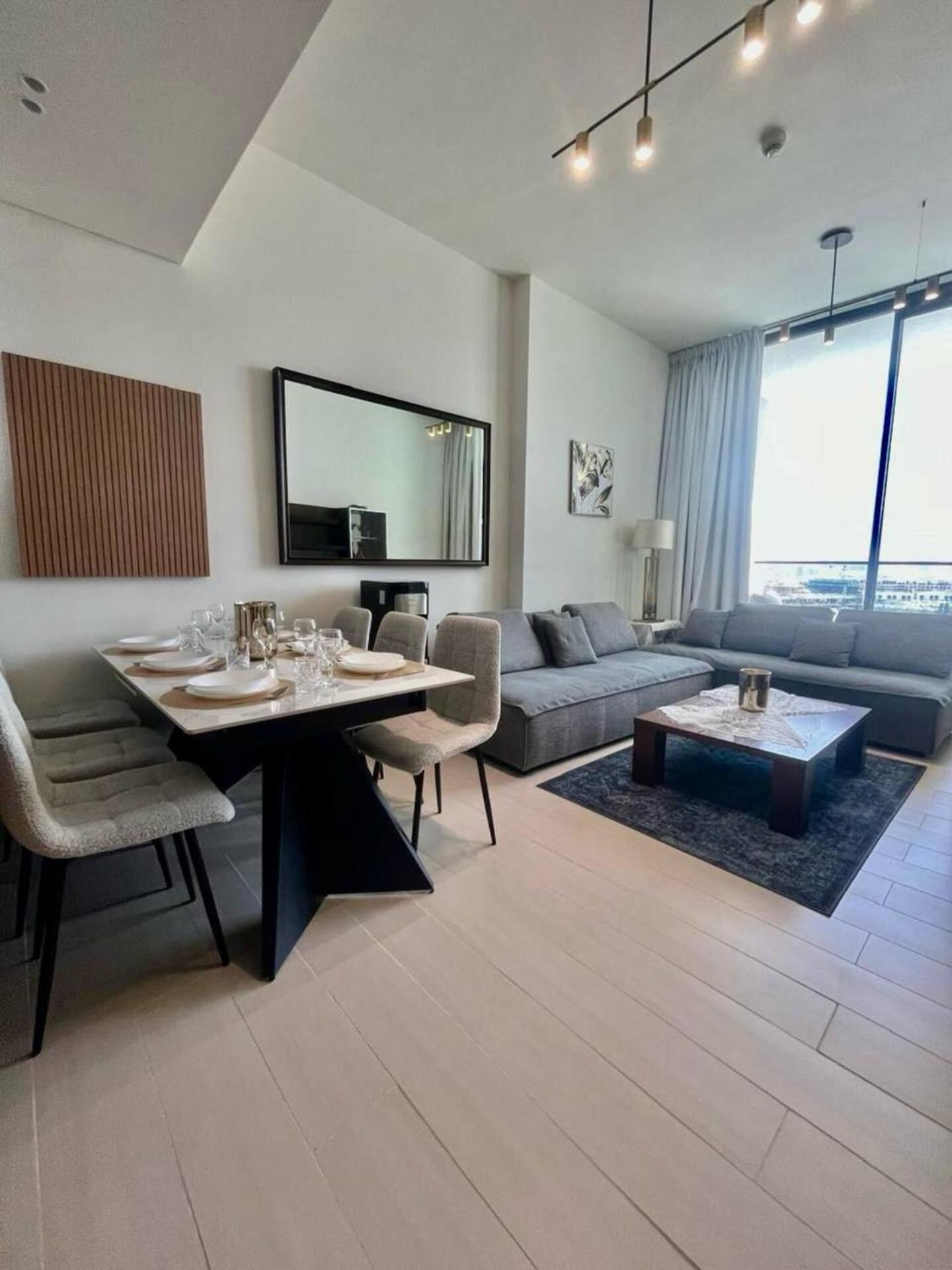 Apartment Refined 1br Urban Nest In Binghatti Amber!