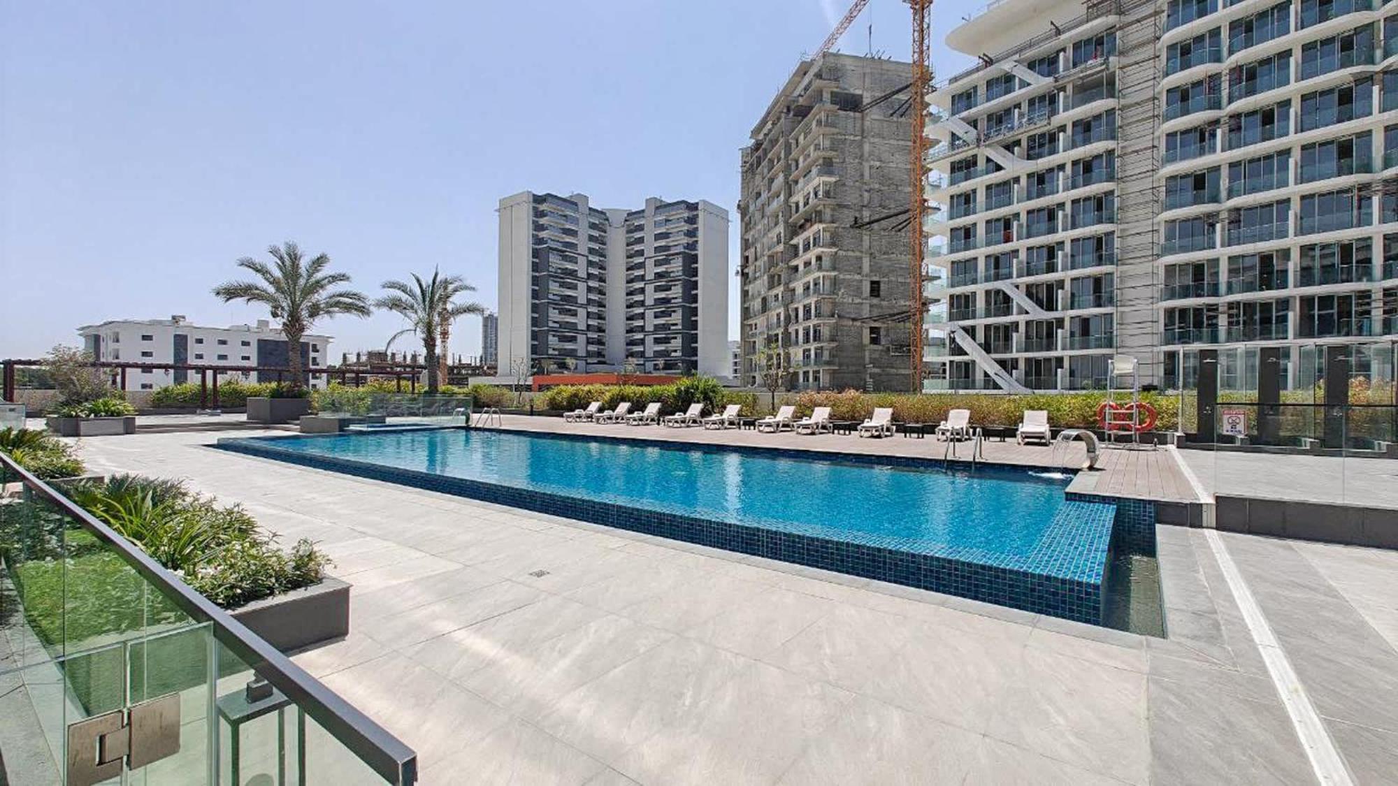 Lovely And Spacious 1 Bedroom In Divine Residences Apartment