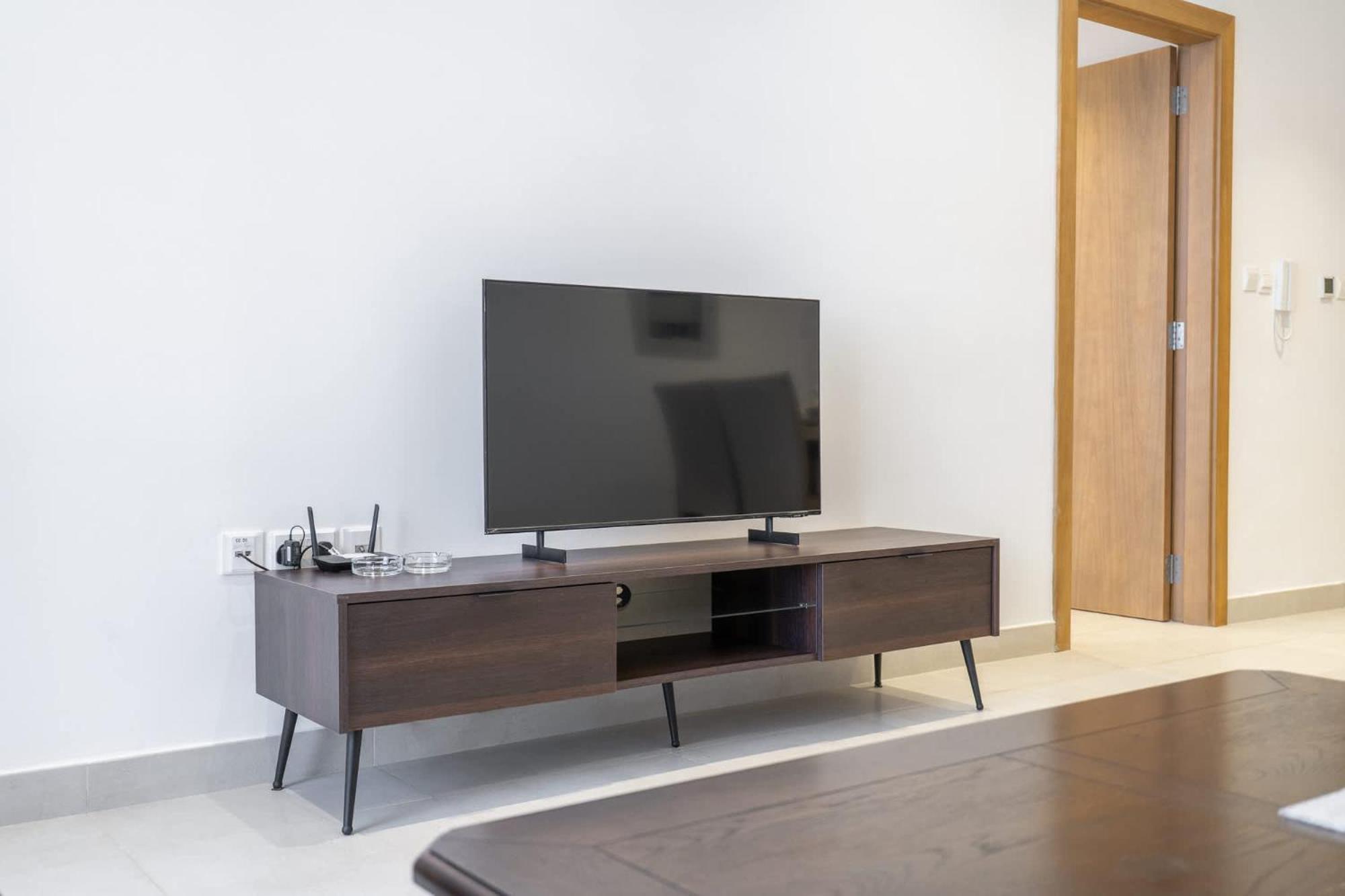 Apartment Lovely And Spacious 1 Bedroom In Divine Residences *
