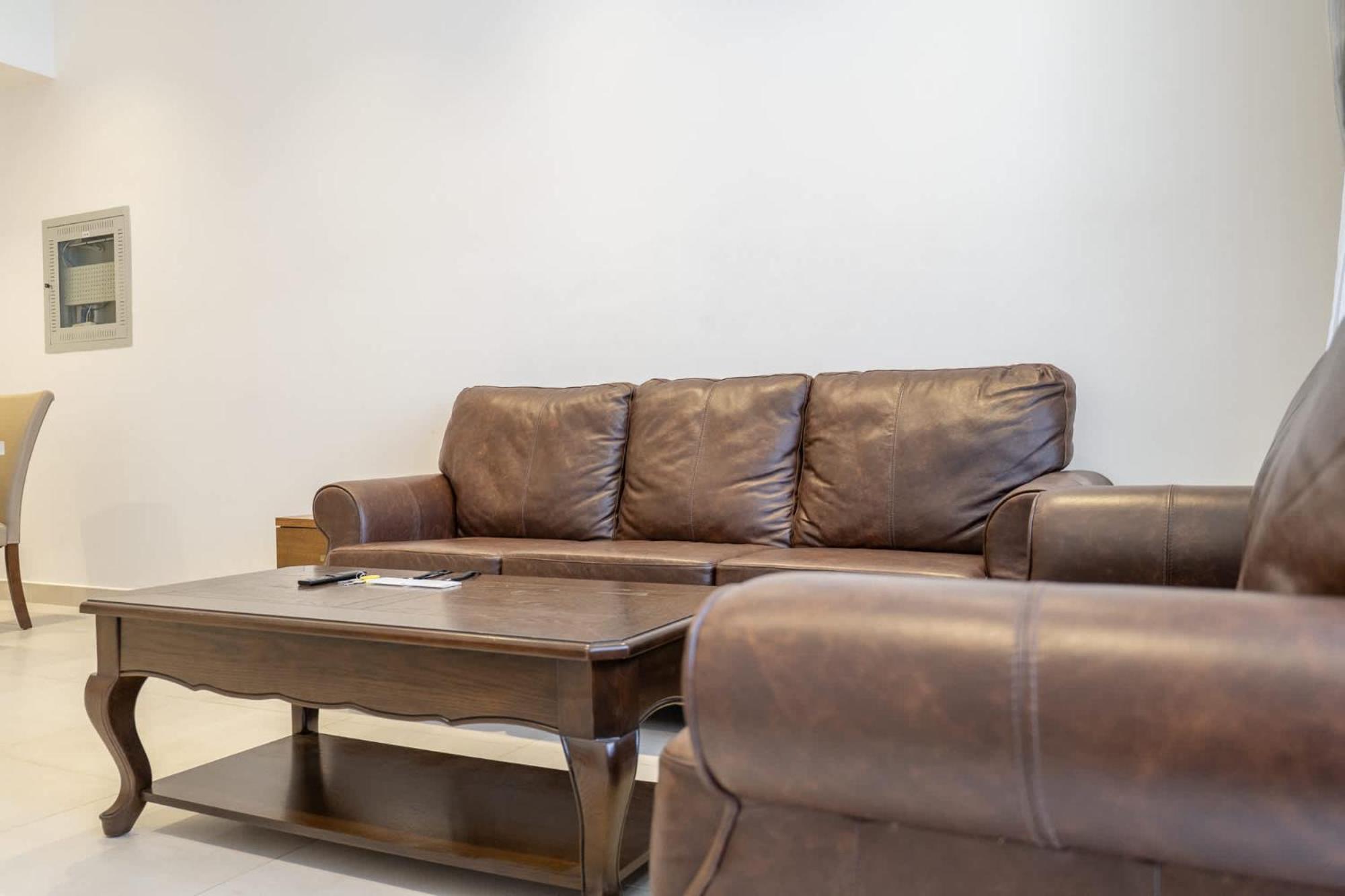 Lovely And Spacious 1 Bedroom In Divine Residences * Dubai