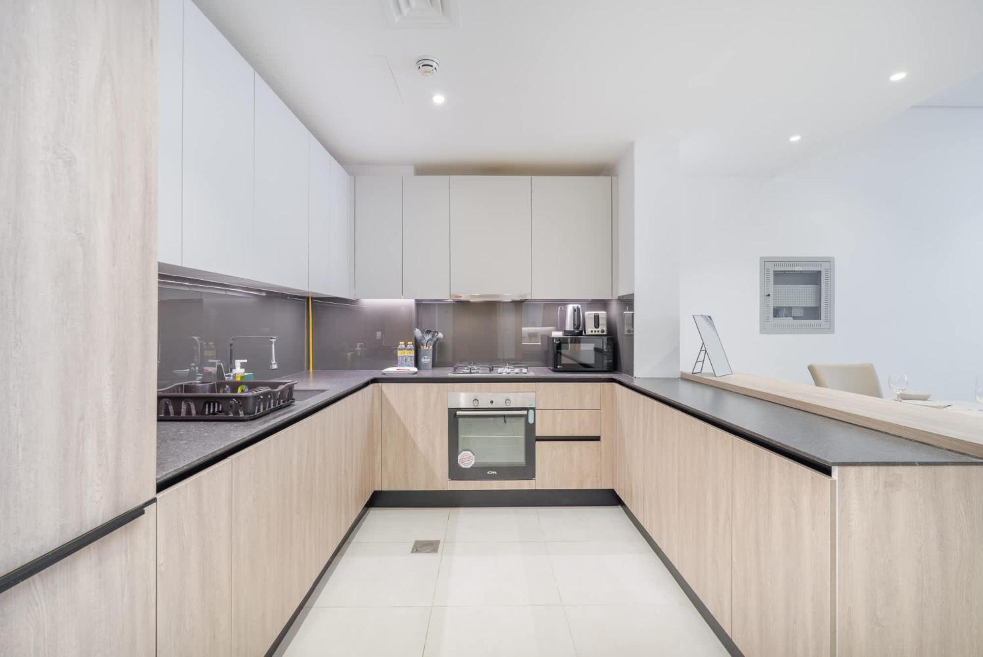Lovely And Spacious 1 Bedroom In Divine Residences Apartment