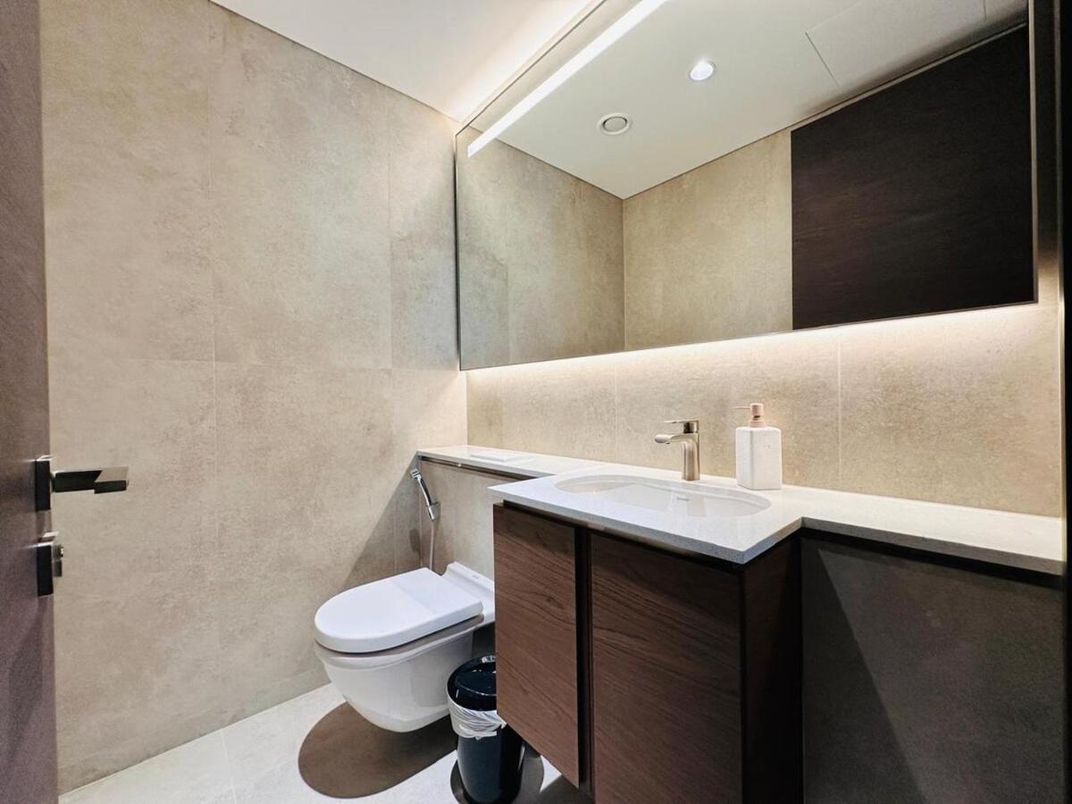Burj Khalifa View Modern 2br Cvg Holiday home