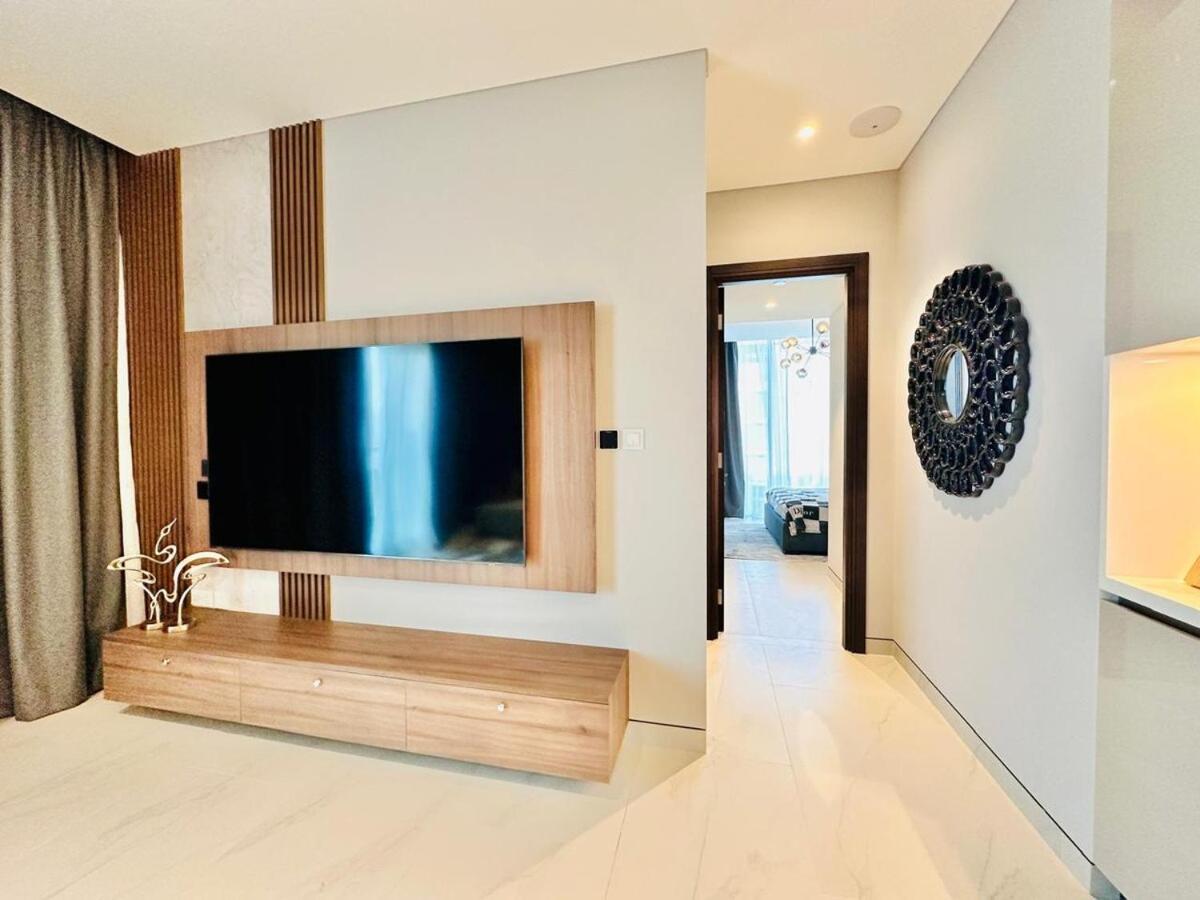 Burj Khalifa View Modern 2br Cvg Dubai