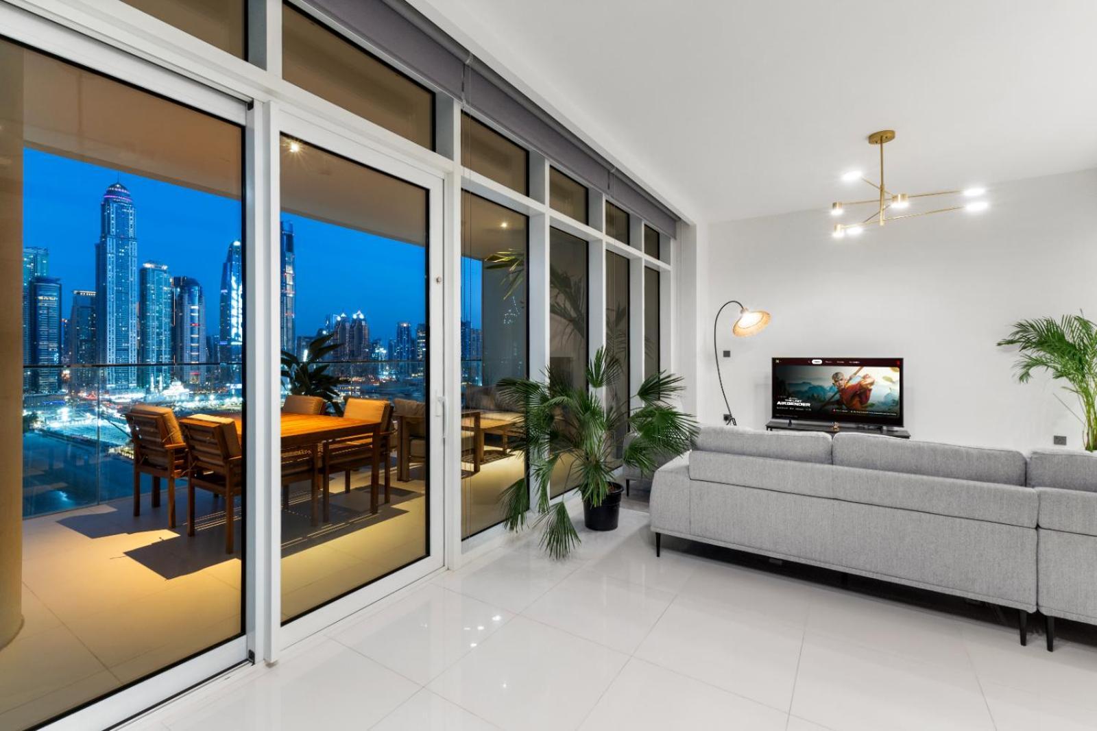 Apartment Full Sea View & Skyline - 4br Lux Beachfront *