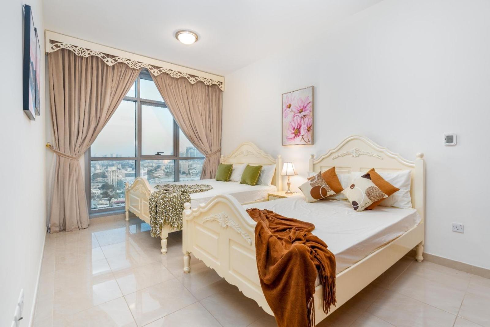 Ocean View Luxury 3br Duplex At Ajman Corniche