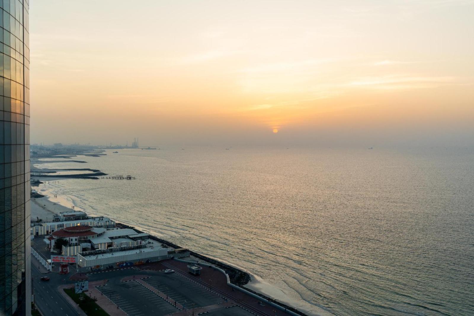 Apartment Ocean View Luxury 3br Duplex At Ajman Corniche Dubai