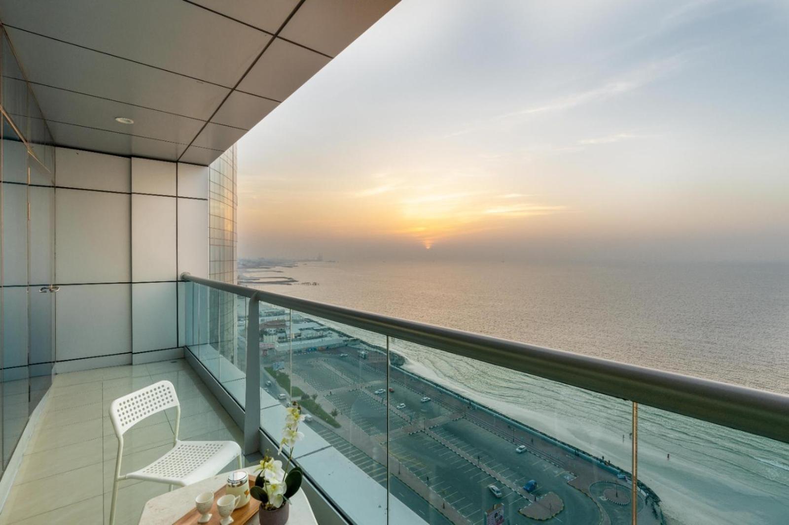Ocean View Luxury 3br Duplex At Ajman Corniche Dubai