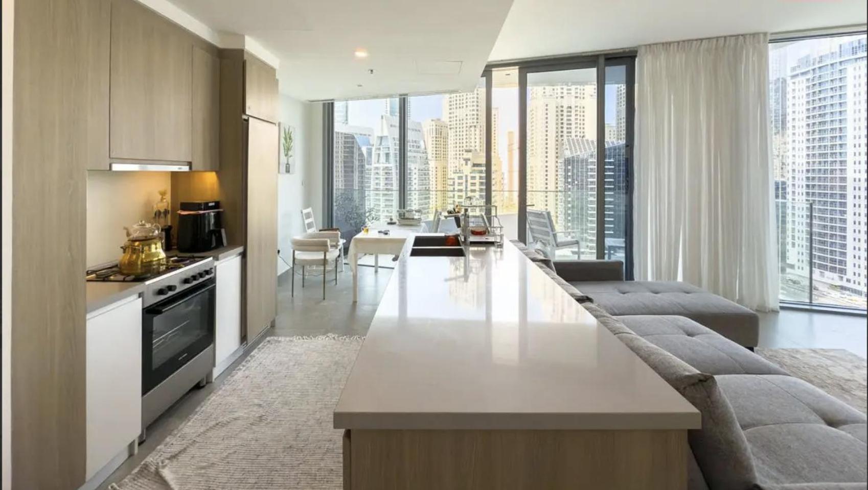 Luxury 1 Bedroom In Stella Maris, Full Marina View * Dubai