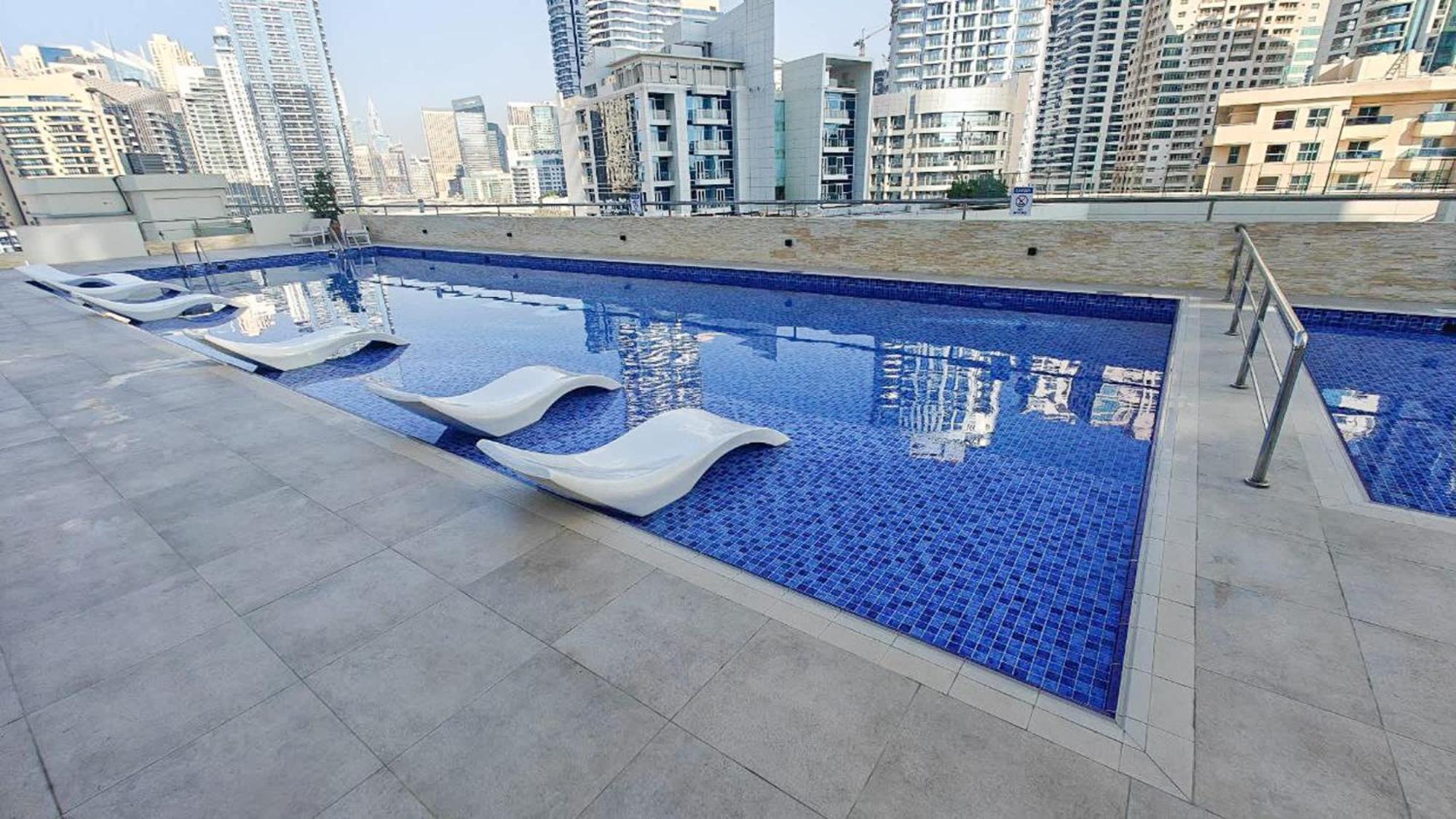 Apartment Lovely And Spacious 1br In Dec Tower Near Marina Walk *