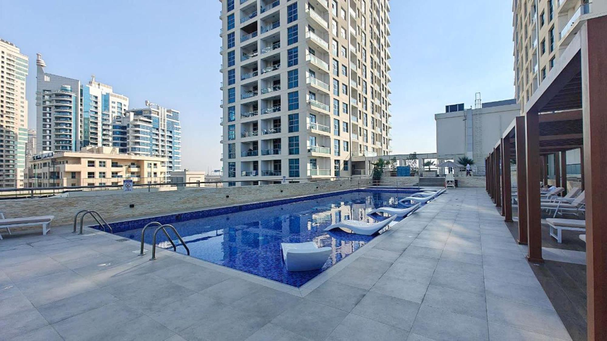 Lovely And Spacious 1br In Dec Tower Near Marina Walk Apartment