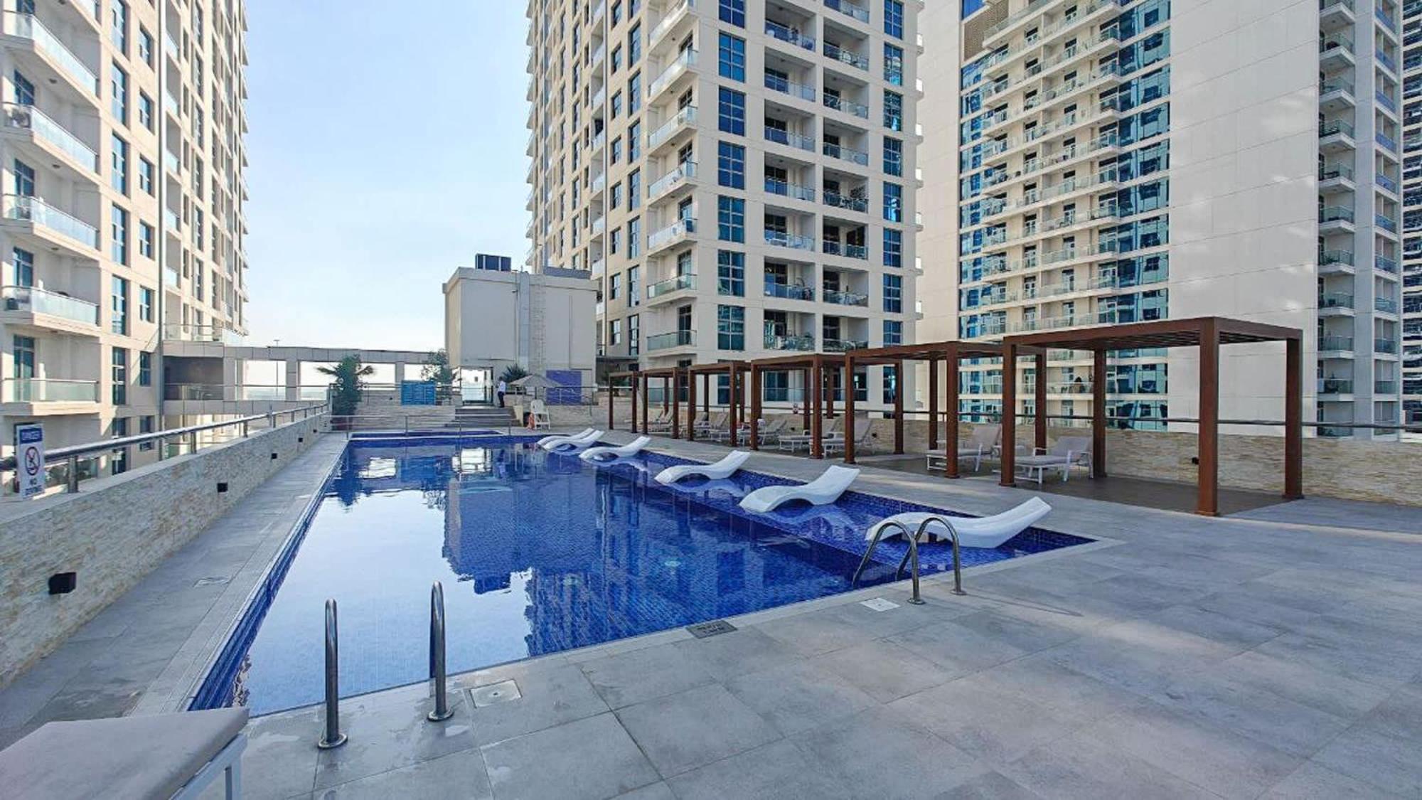 Lovely And Spacious 1br In Dec Tower Near Marina Walk Apartment *