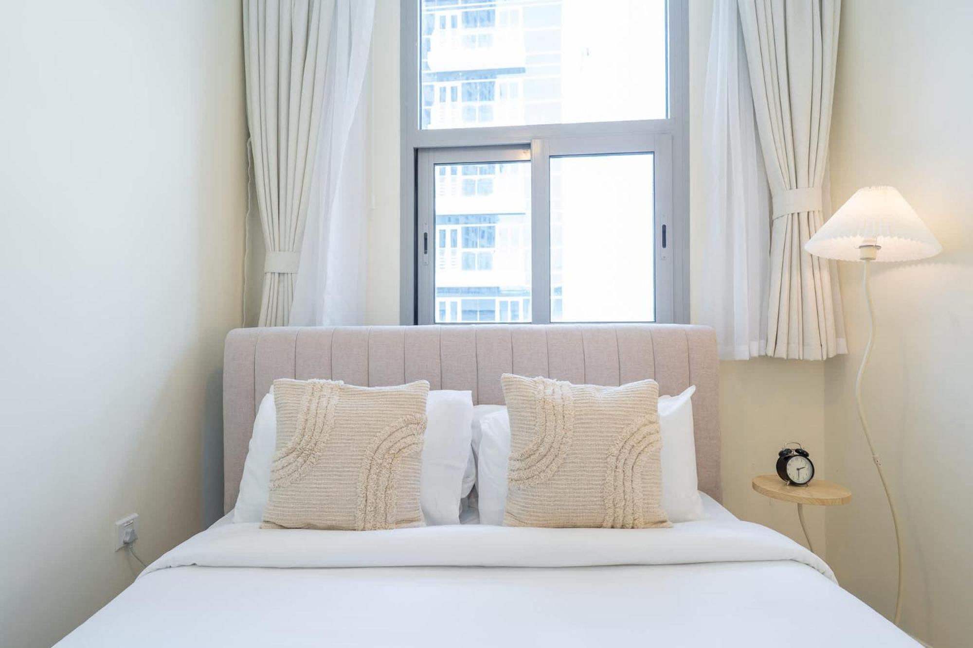 Apartment Lovely And Spacious 1br In Dec Tower Near Marina Walk Dubai