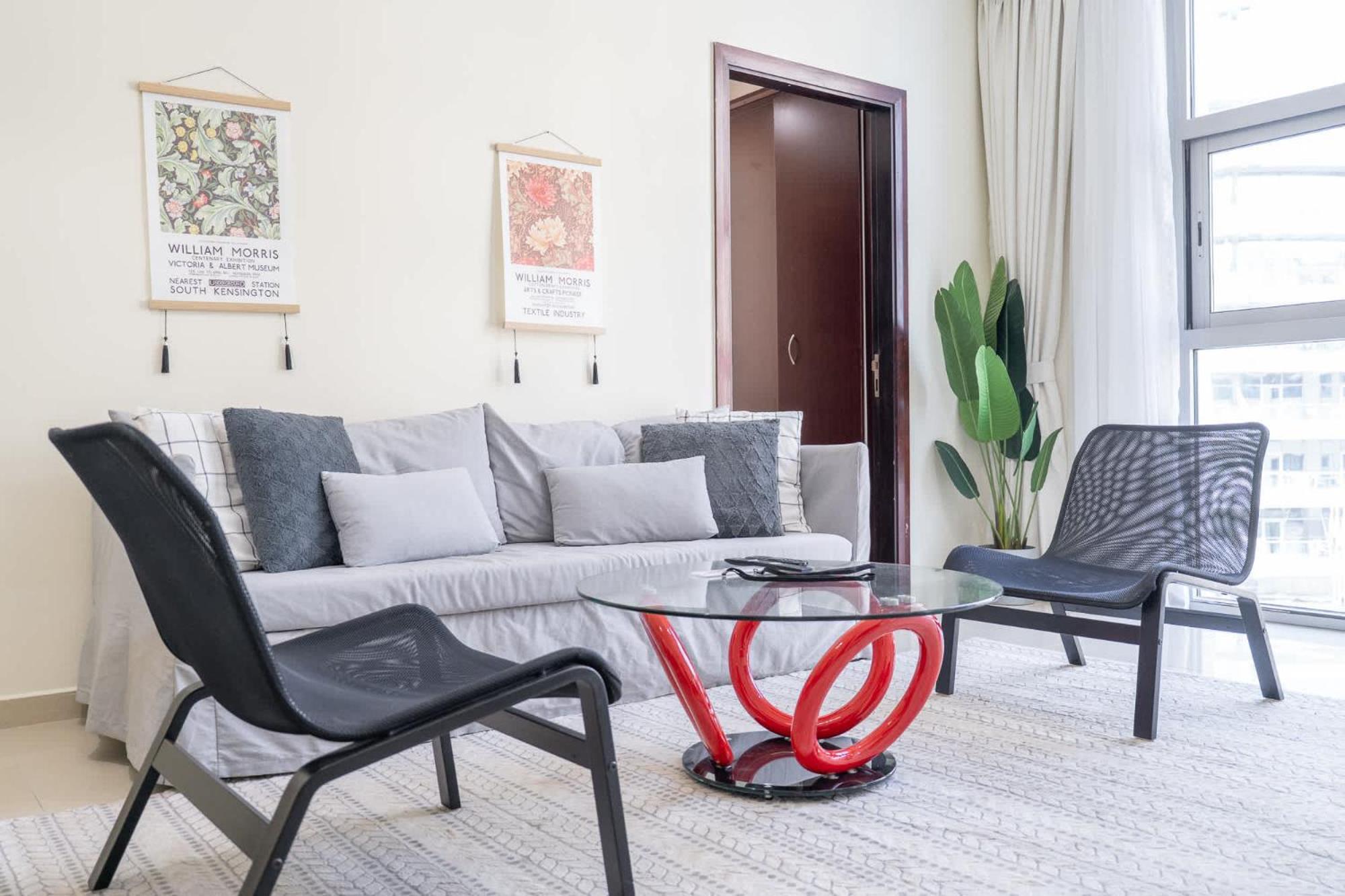 Lovely And Spacious 1br In Dec Tower Near Marina Walk * Dubai