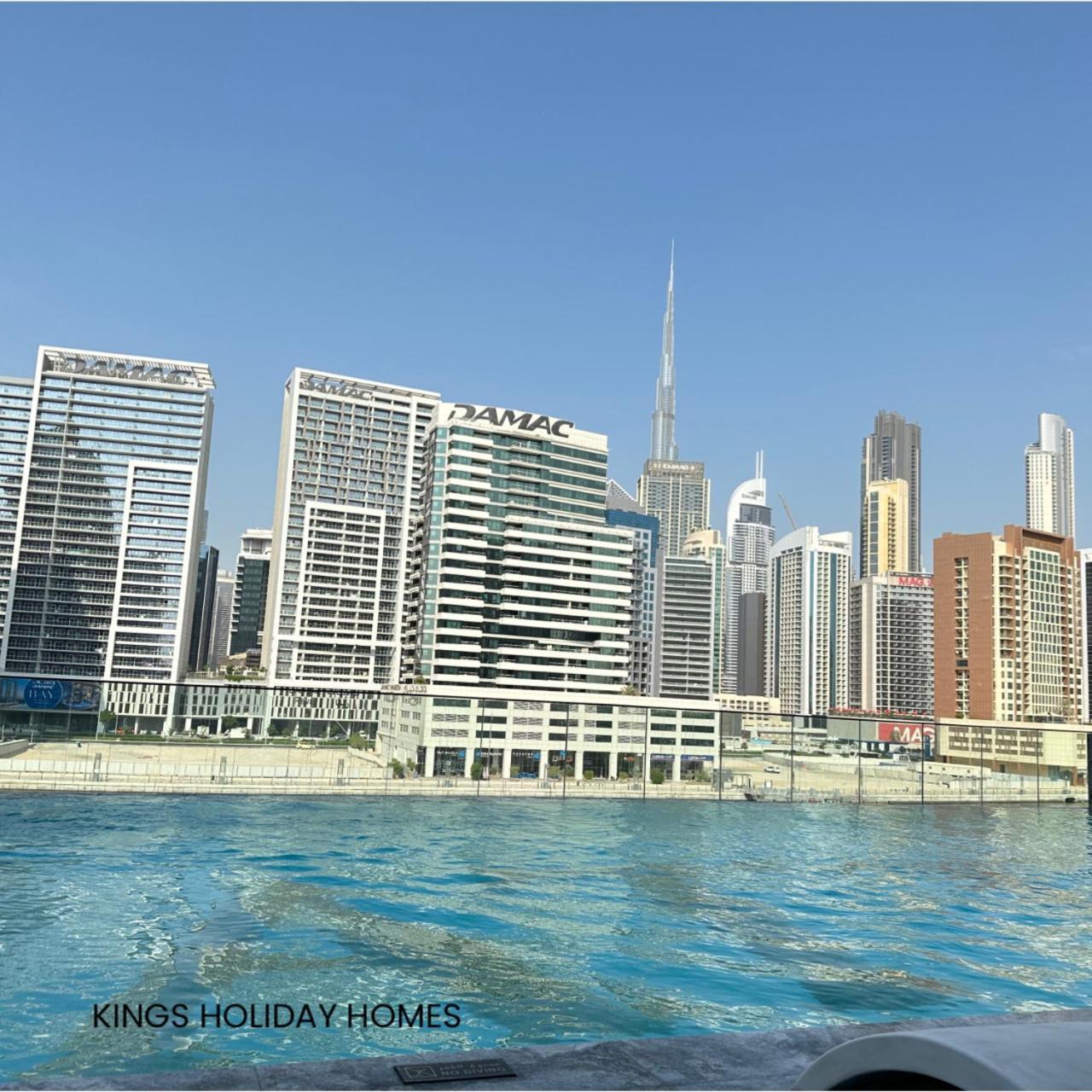 Guest house Binghatti Canal With Private Jacuzzi Burj Khalifa View Kings