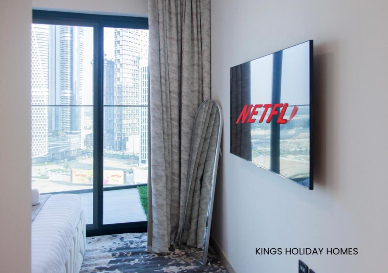 Guest house Binghatti Canal With Private Jacuzzi Burj Khalifa View Kings Dubai