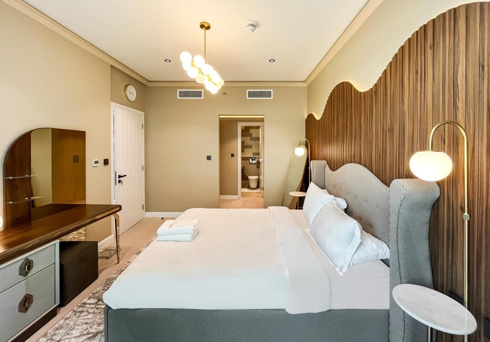 Livbnb-upgraded Urbanchic 1br With Balcony Apartment *