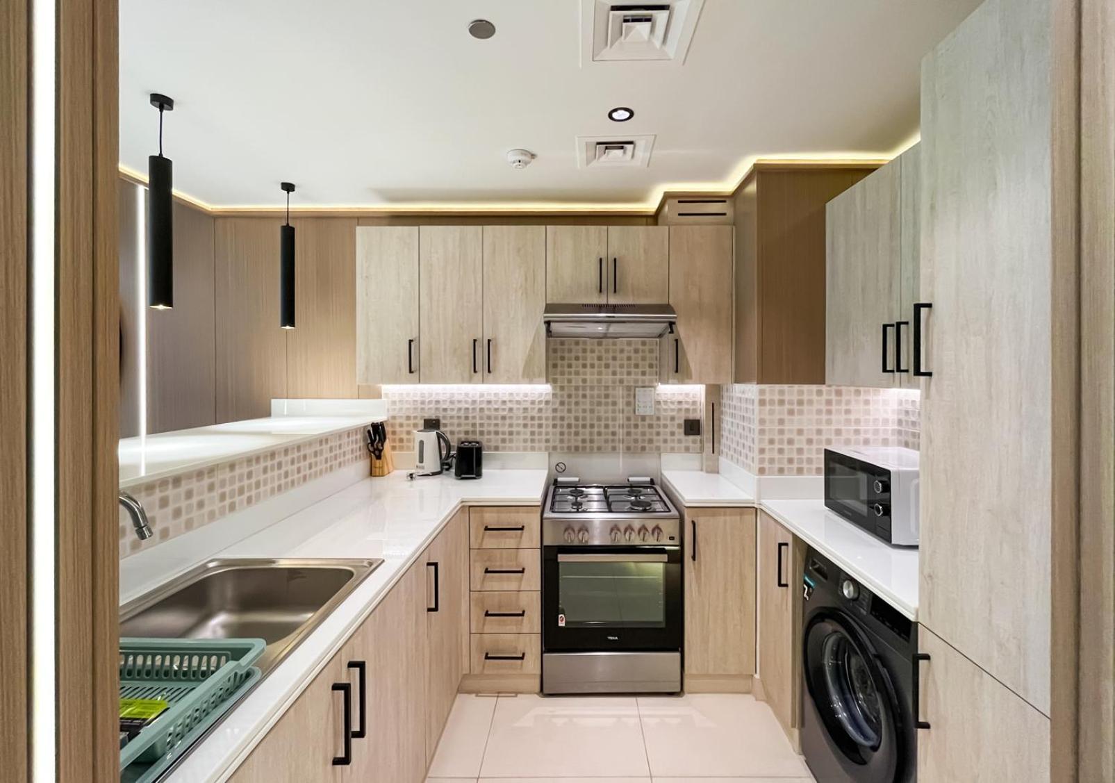 Livbnb-upgraded Urbanchic 1br With Balcony Apartment Dubai