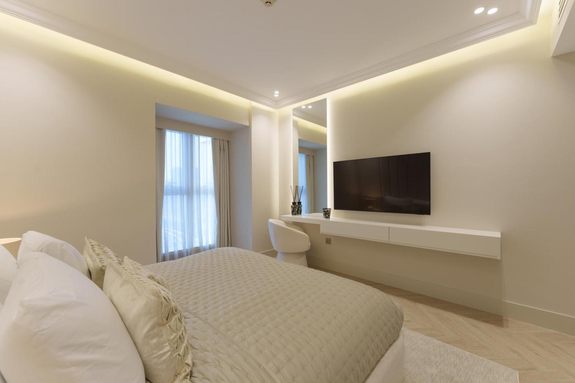 Daniels 2br At Princess Tower With Sea View Apartment *