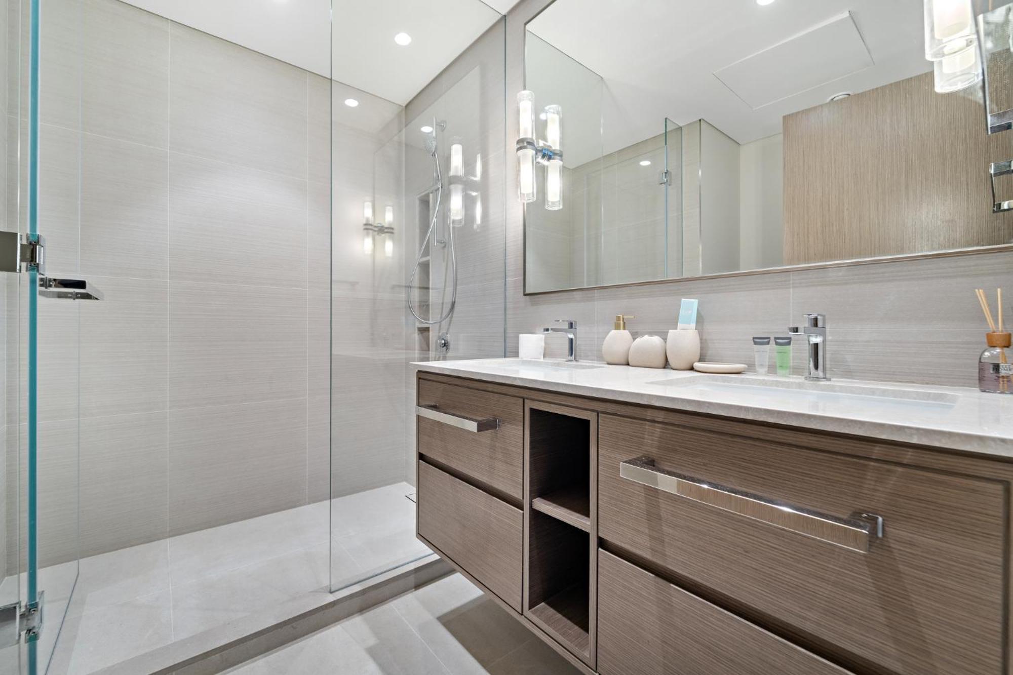 Luxurious 2br With Full Burj Khalifa And Fountain View Apartment *