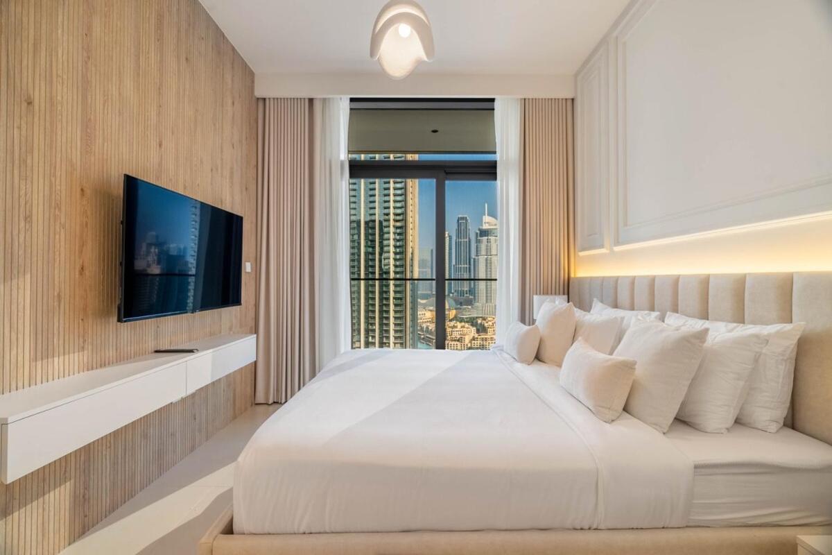 Apartment Luxury 4br In Heart Of With Burj View
