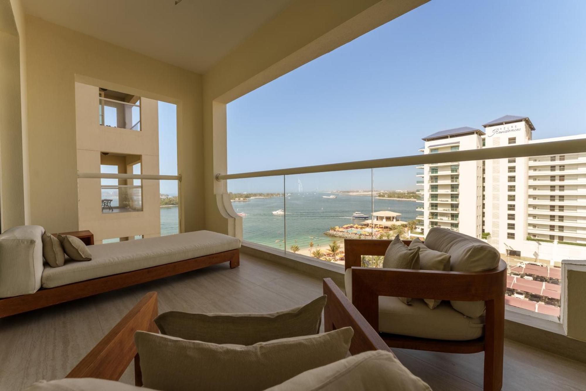 Daniels 1br At Shoreline With Sea View * Dubai