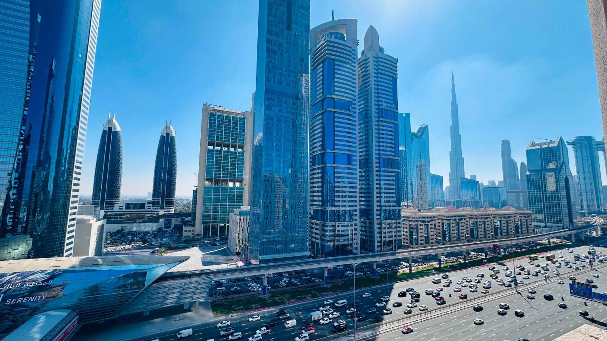 Emirates Grand Luxury Aparthotel *