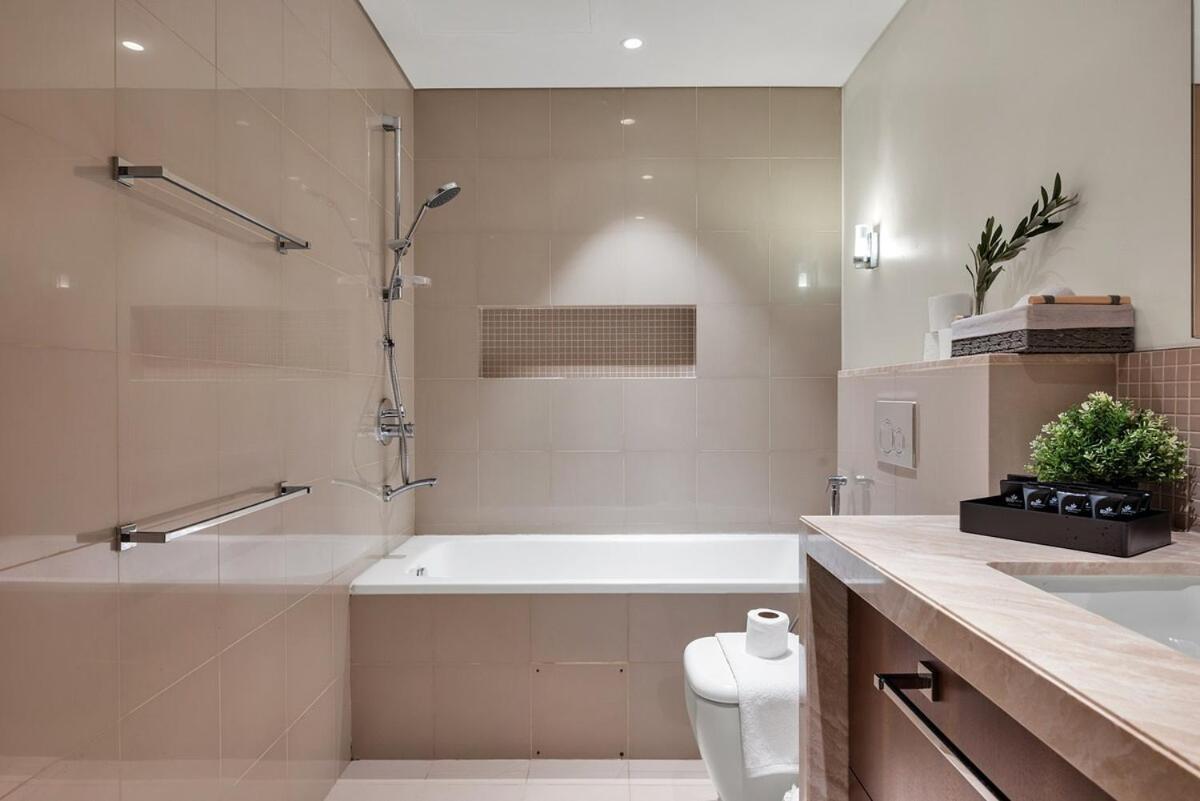 Trendy 1br Dream With Full Burjviews Above Mall