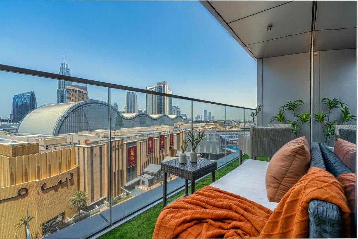 Trendy 1br Dream With Full Burjviews Above Mall Dubai