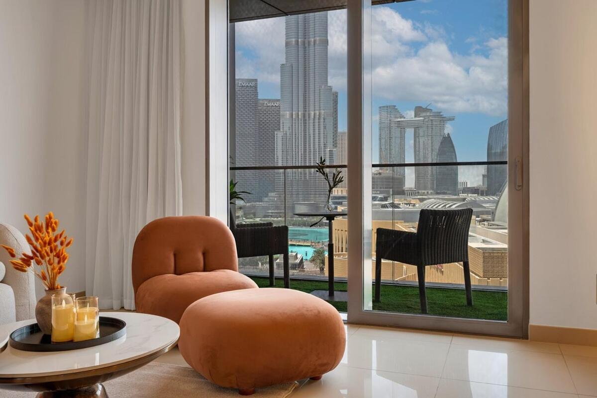 Trendy 1br Dream With Full Burjviews Above Mall * Dubai