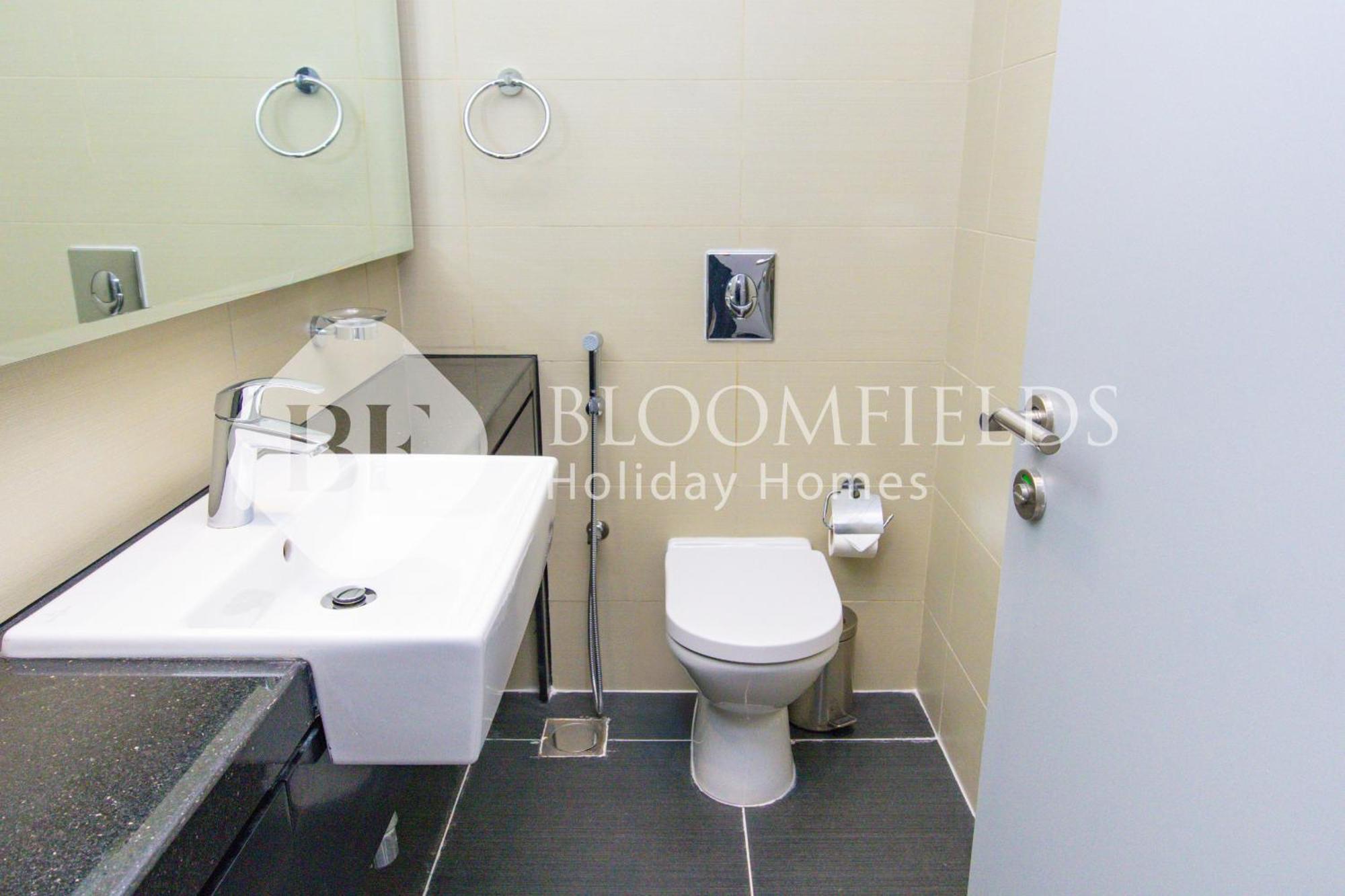 Bloomfields South 1br In Tenora Apartment *
