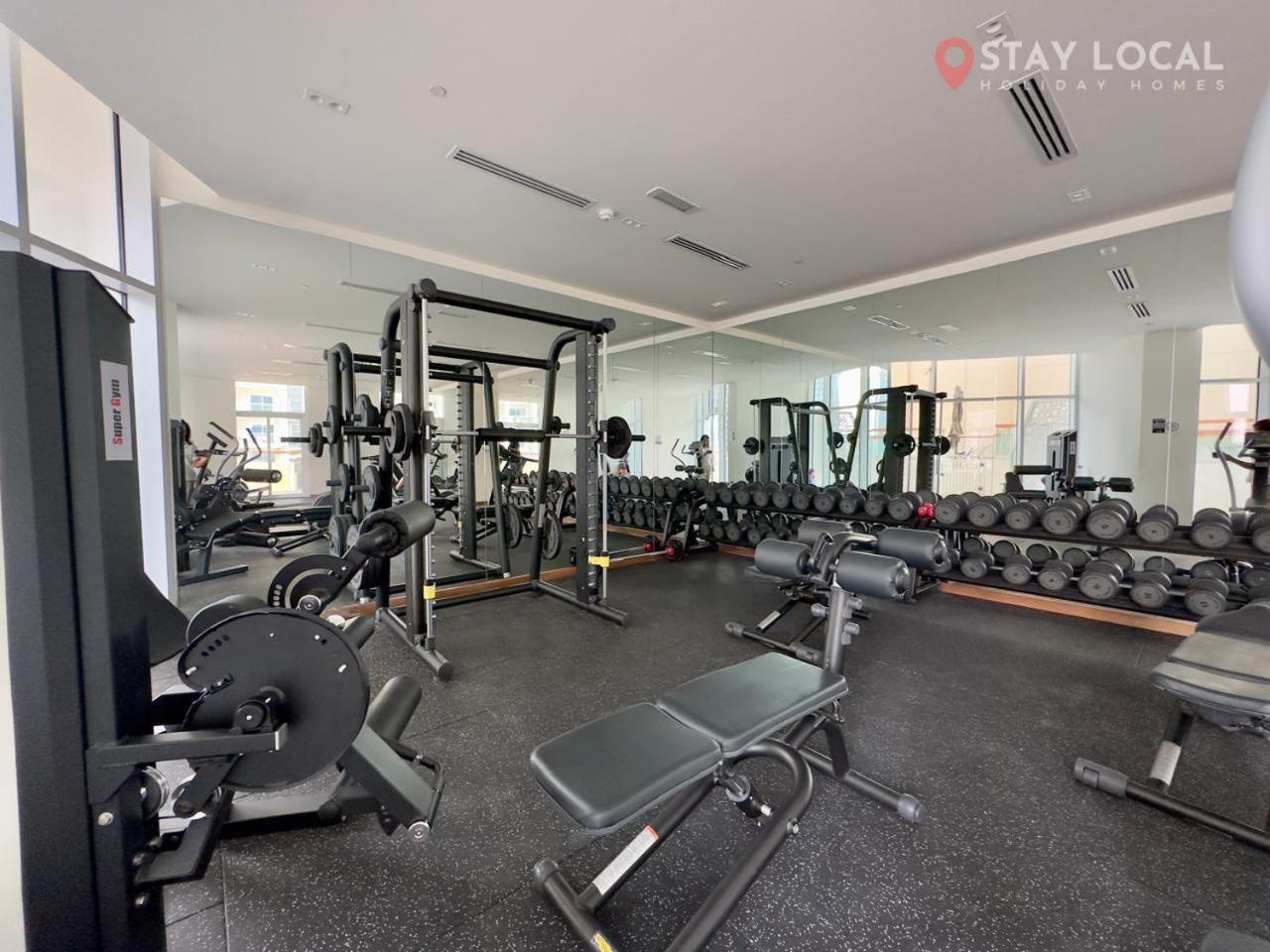 Apartment Urban Retreat Cozy Business Bay Canal Burj View Dubai