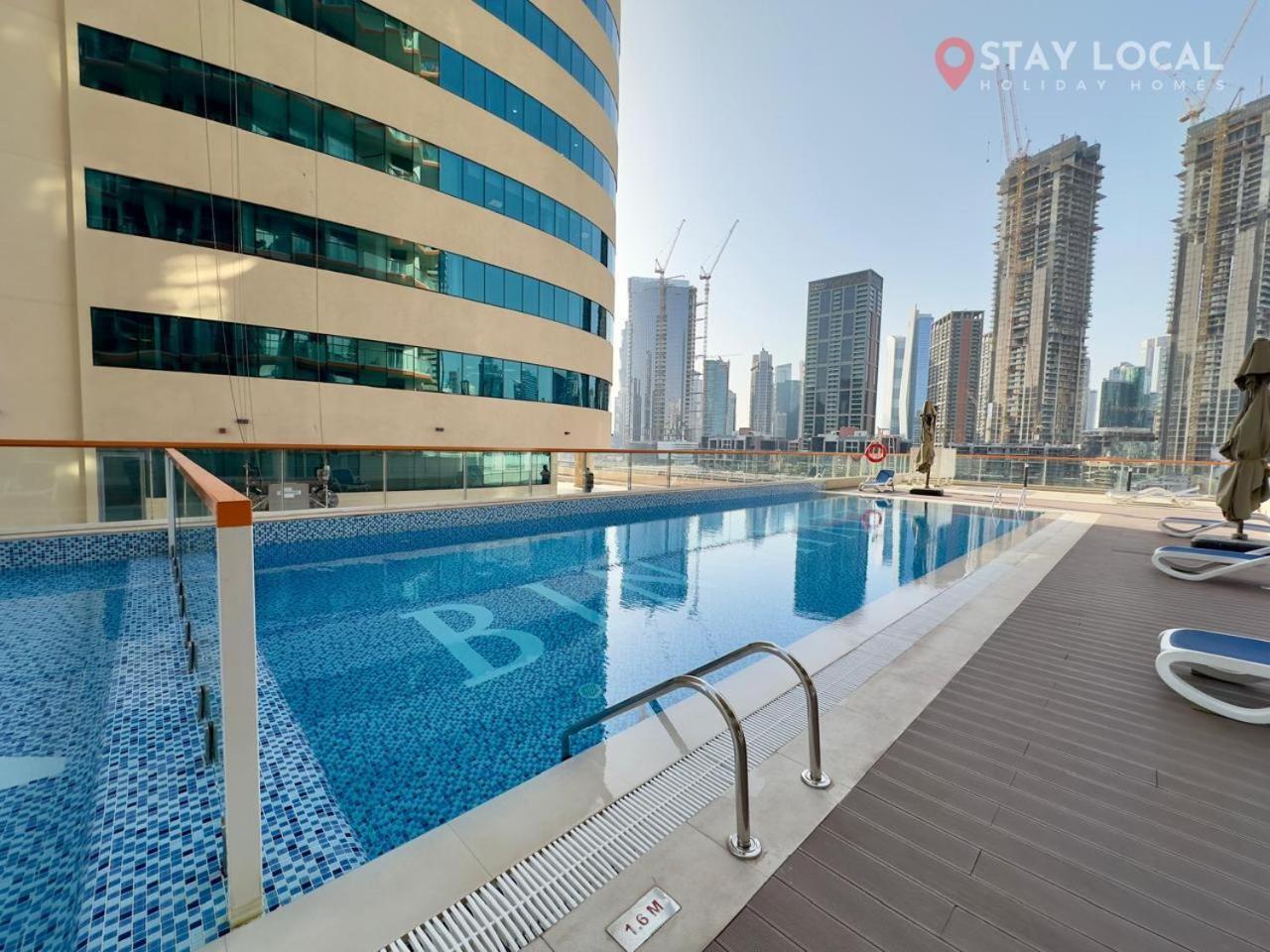 Urban Retreat Cozy Business Bay Canal Burj View Dubai