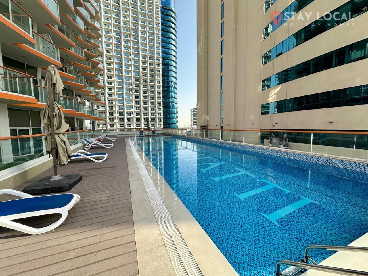 Urban Retreat Cozy Business Bay Canal Burj View *