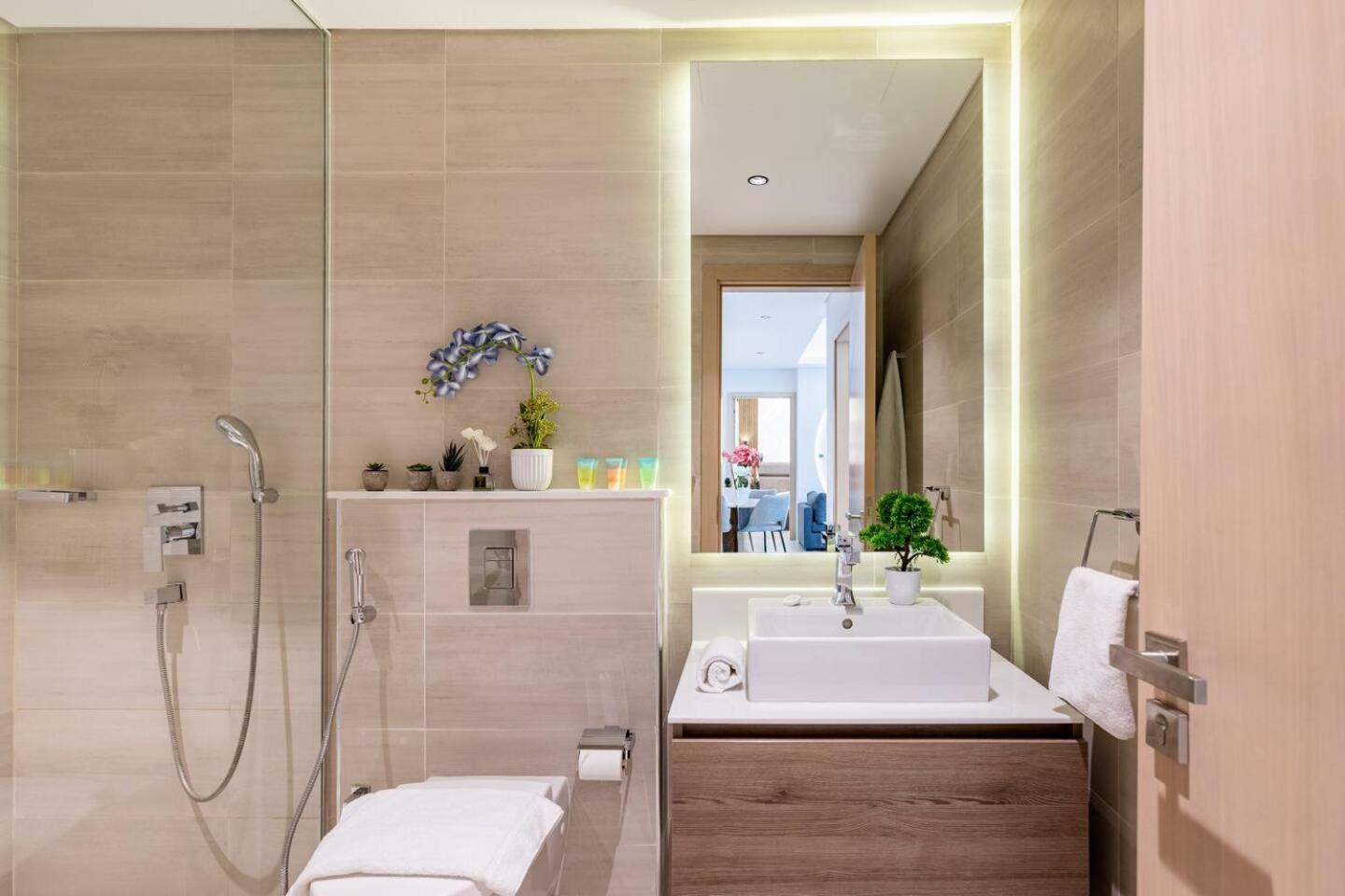 3 Bed Superior With Burj Khalifa Balcony Views