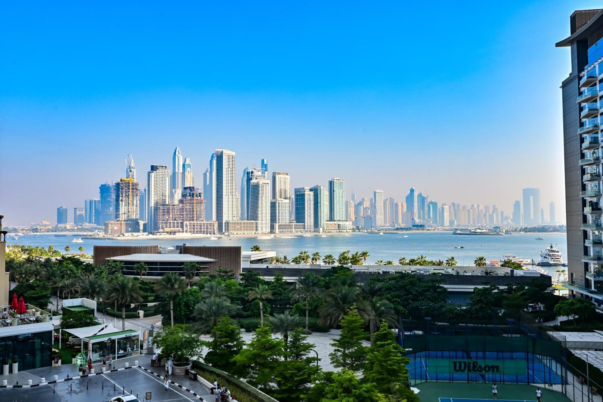 Luxury - Sea View, Access & Infinity Pool - Seven Palm Residences