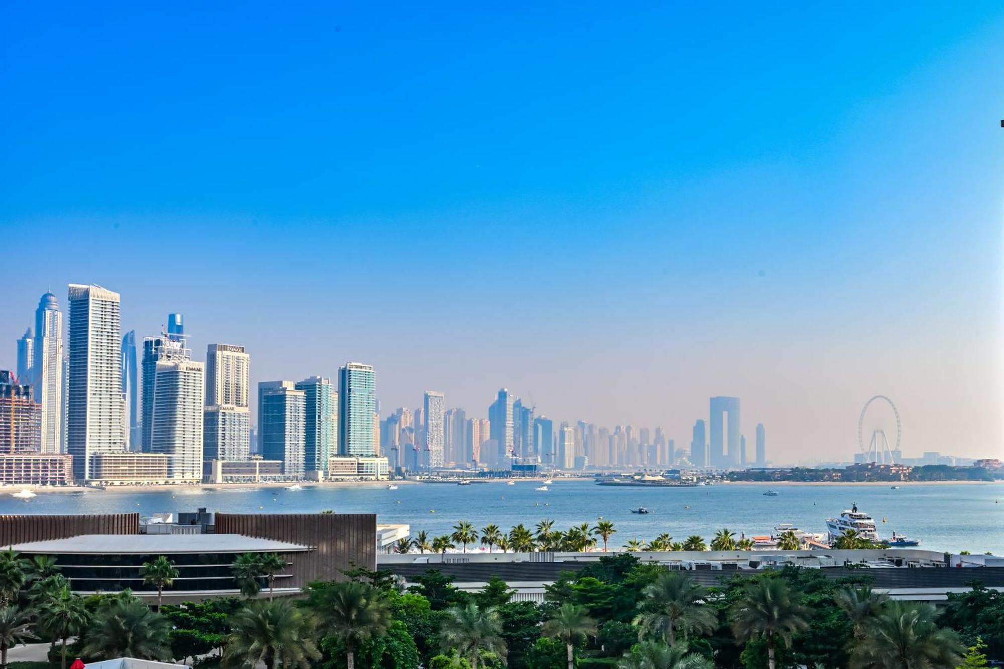 Luxury - Sea View, Access & Infinity Pool - Seven Palm Residences * Dubai