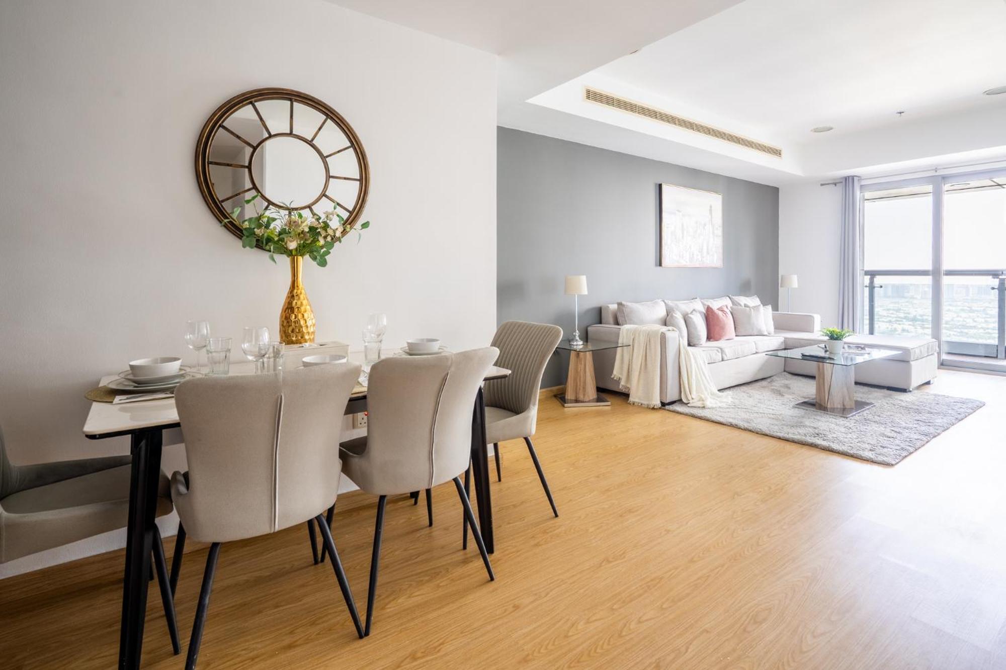 Cozy One Bedroom On High Floor * Dubai