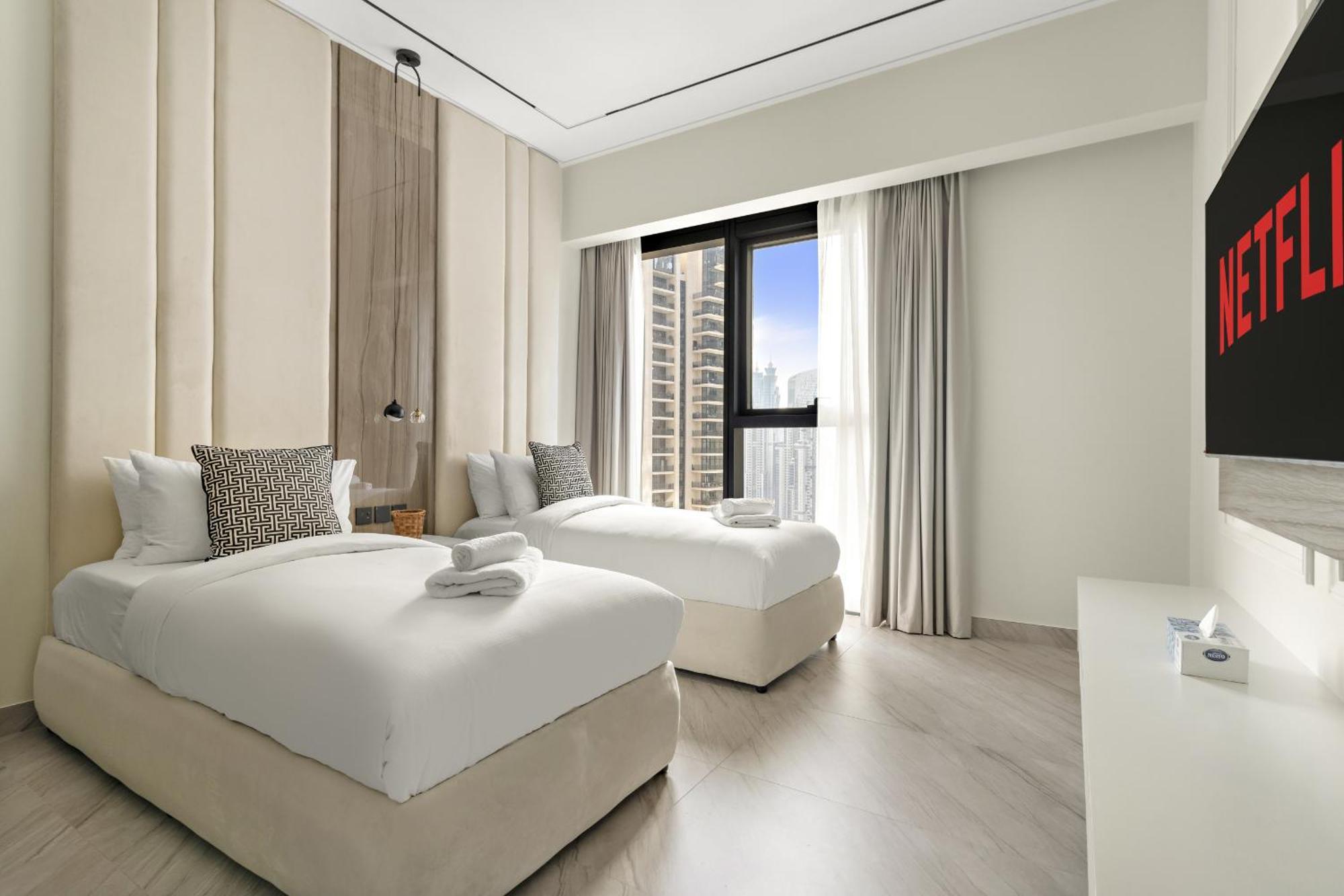 Apartment Vayk - Contemporary 2 Bd In Downtown Dubai