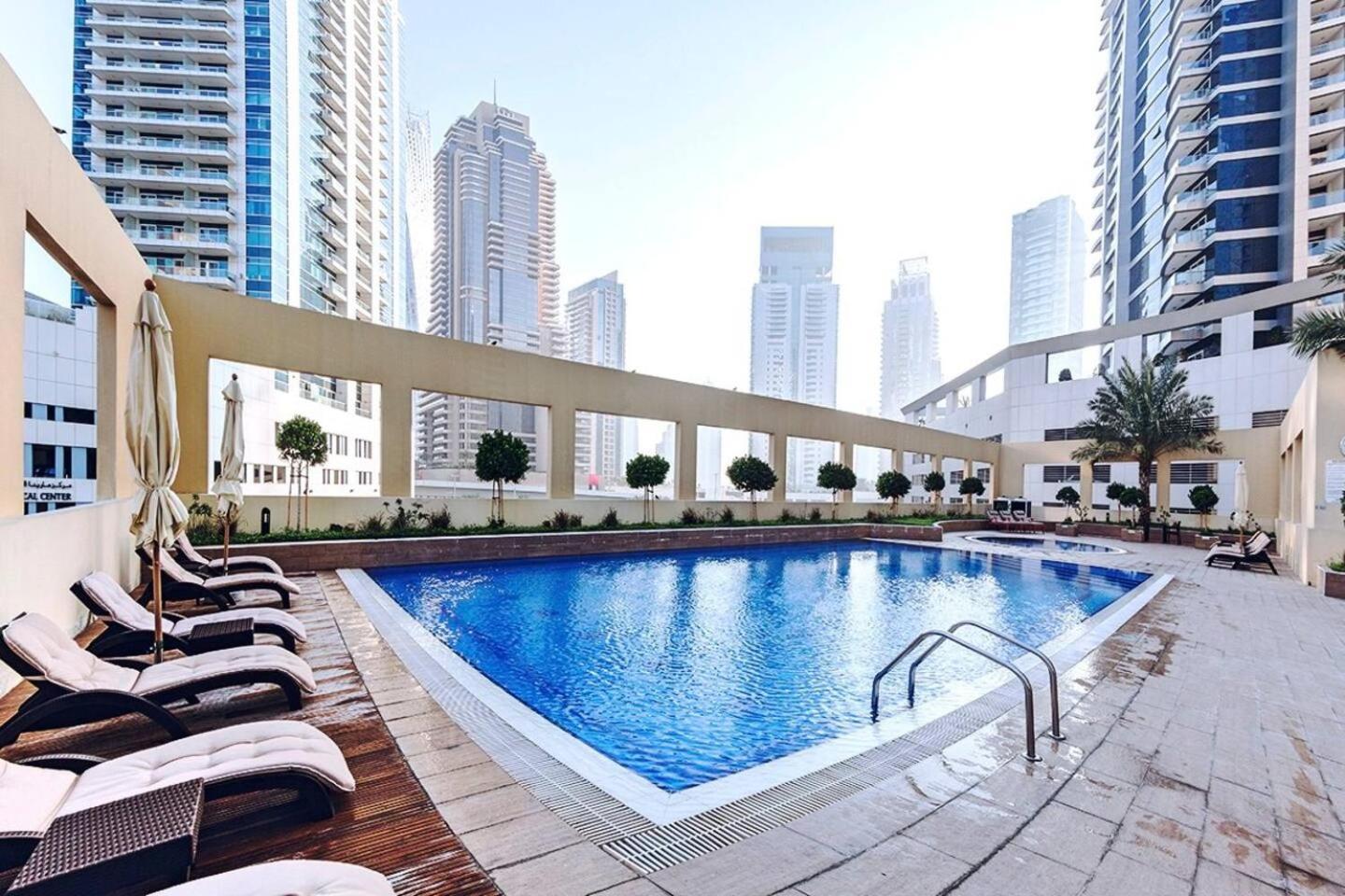 Lovely Eye & Sea View, 3 Mints To Apartment *