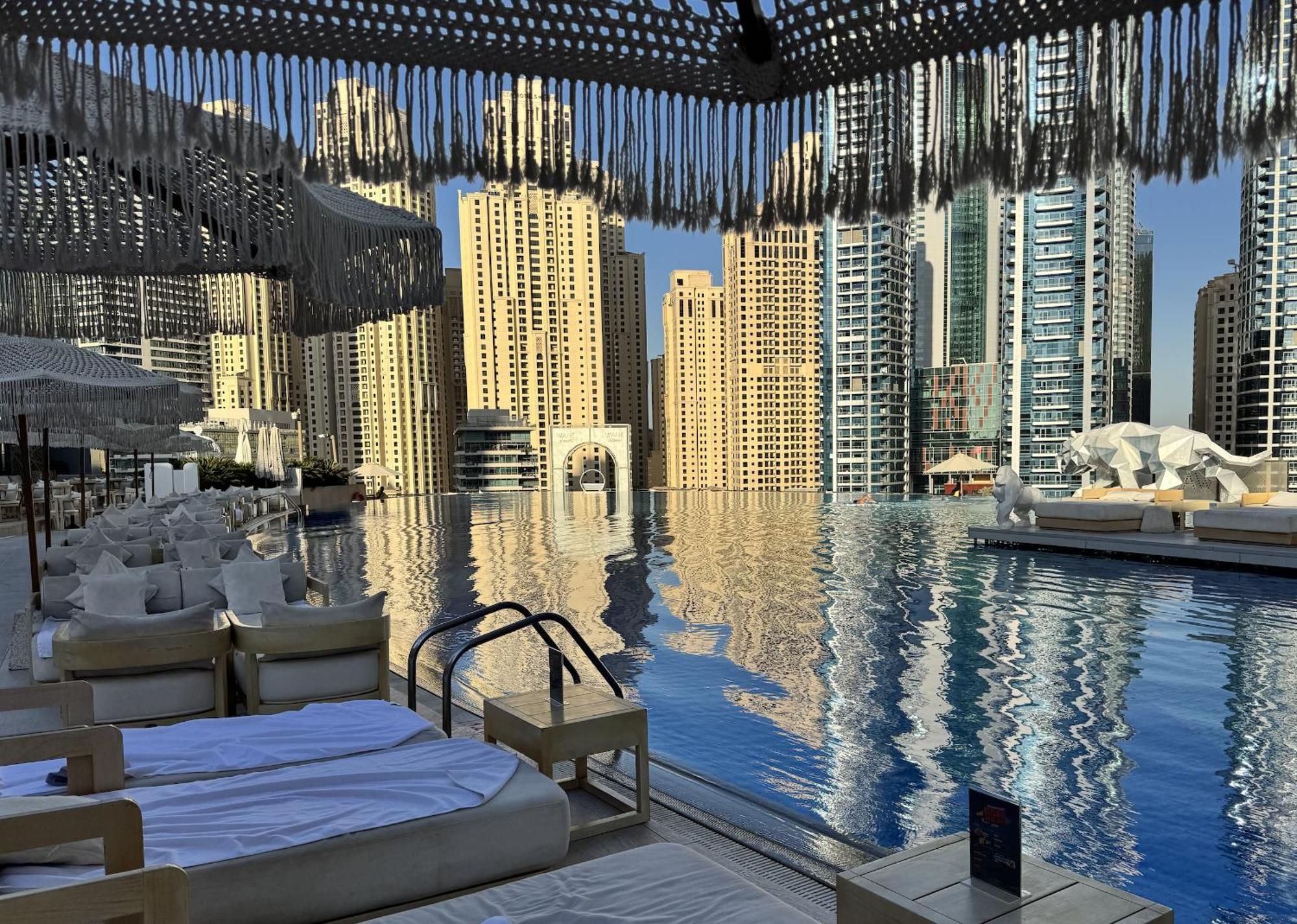 Apartment On The 30th Floor With Stunning Marina View *
