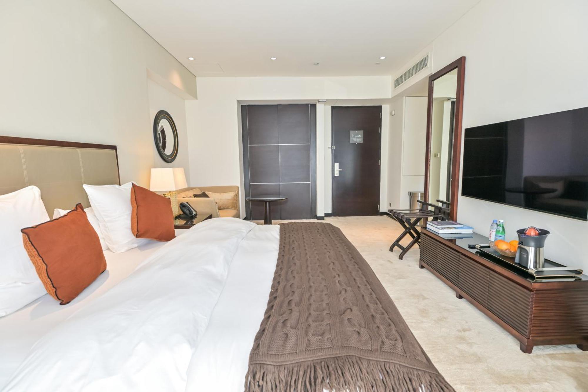 On The 30th Floor With Stunning Marina View * Dubai